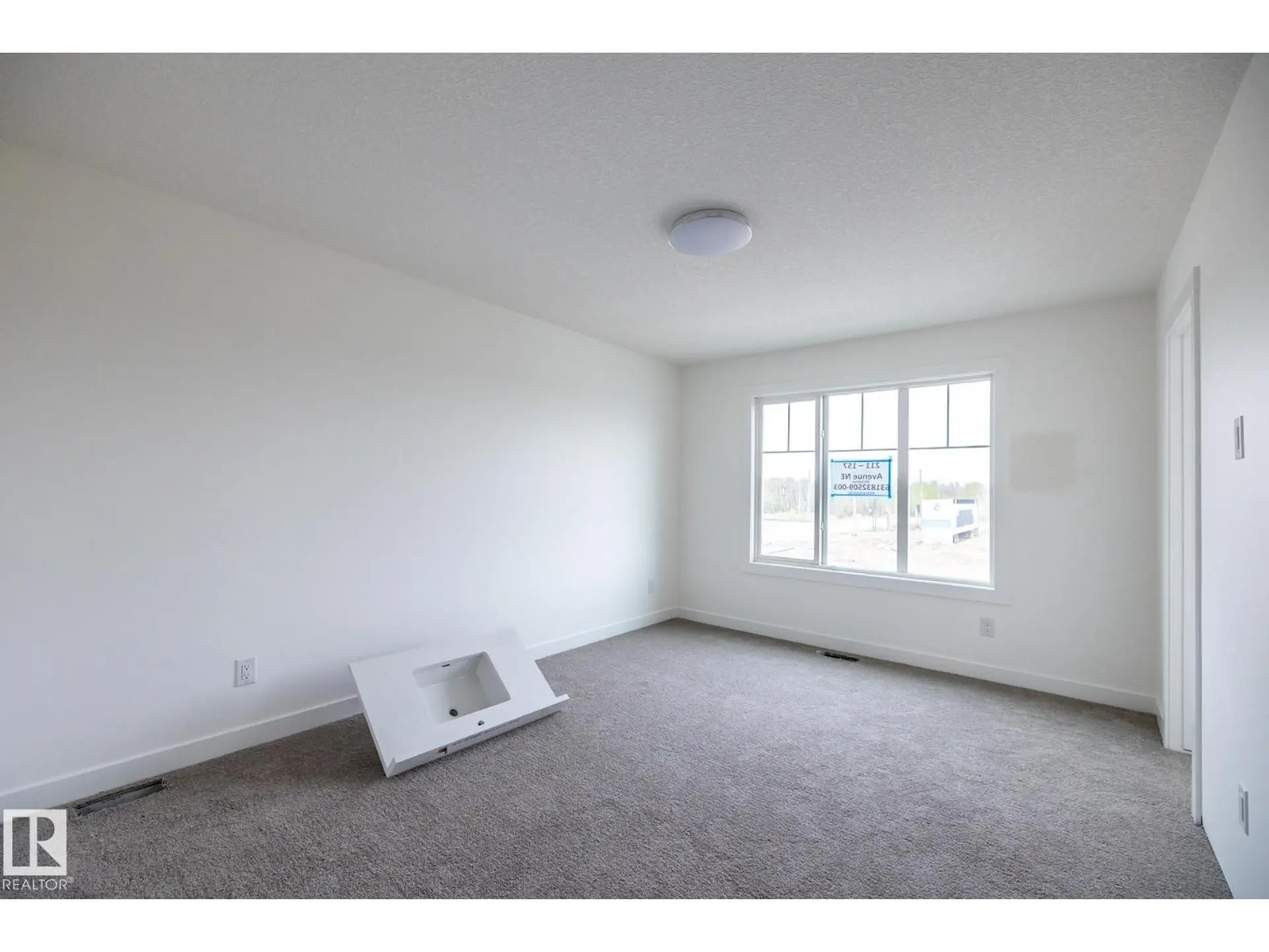 211 157 AV NE - Image 7