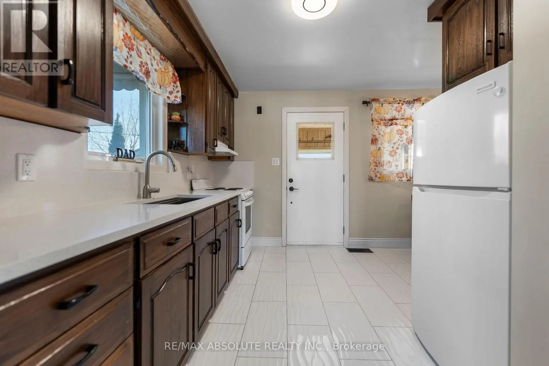 61 THIRD AVENUE - Image 7