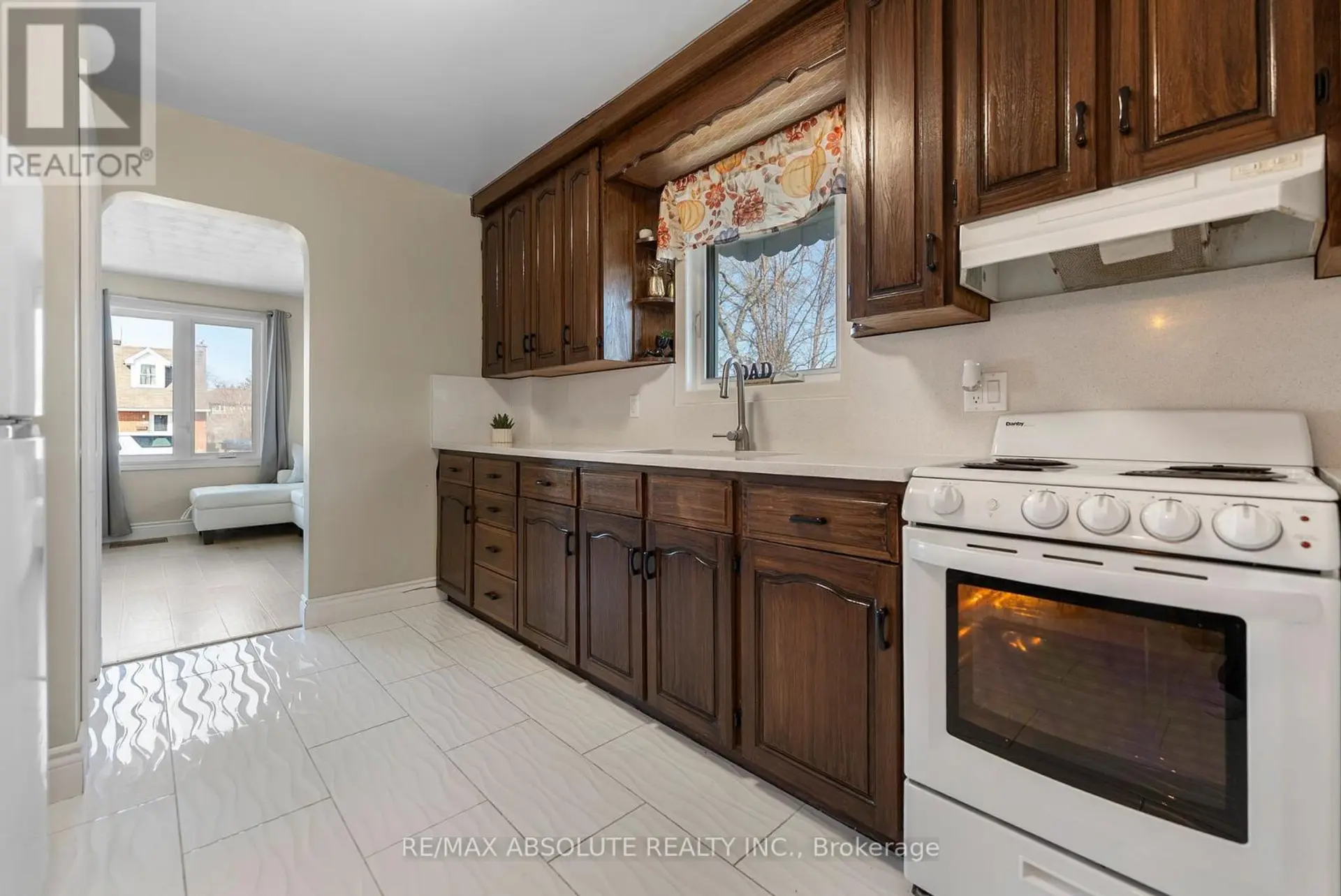 61 THIRD AVENUE - Image 9