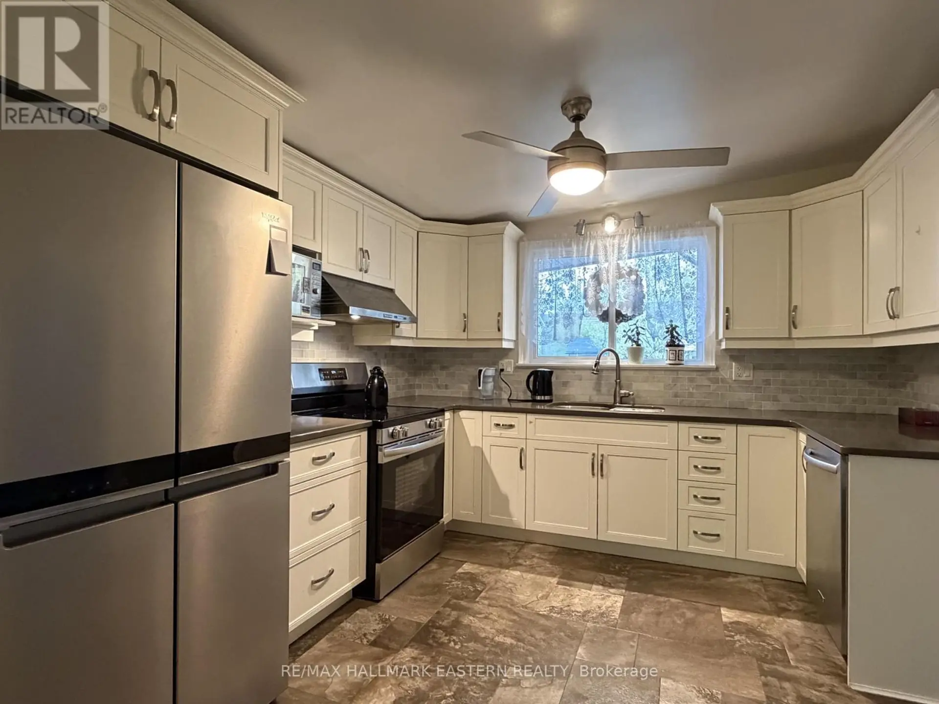 276 GREENLAWN AVENUE - Image 7