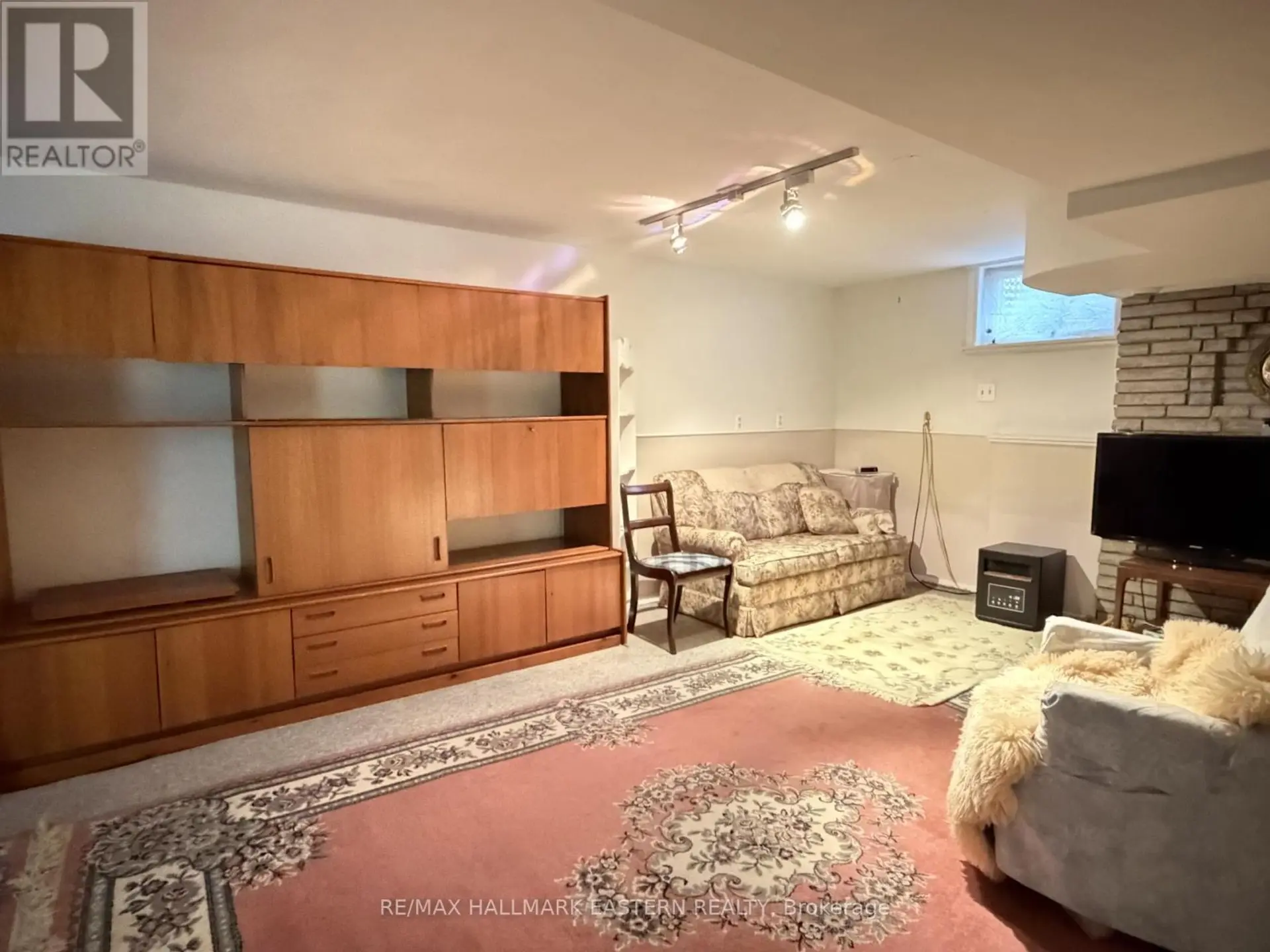 276 GREENLAWN AVENUE - Image 8