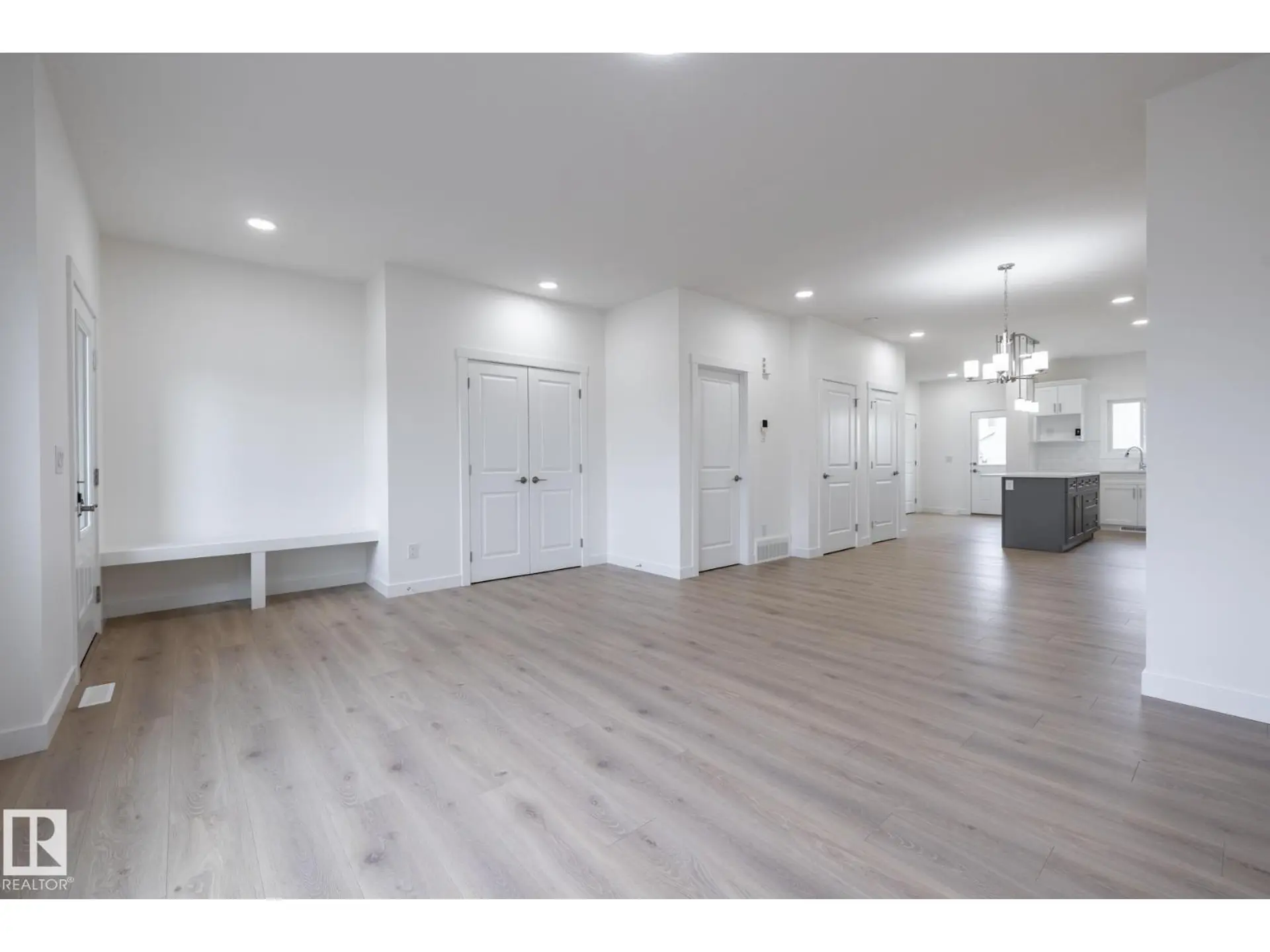 235 157 AV NE - Image 6