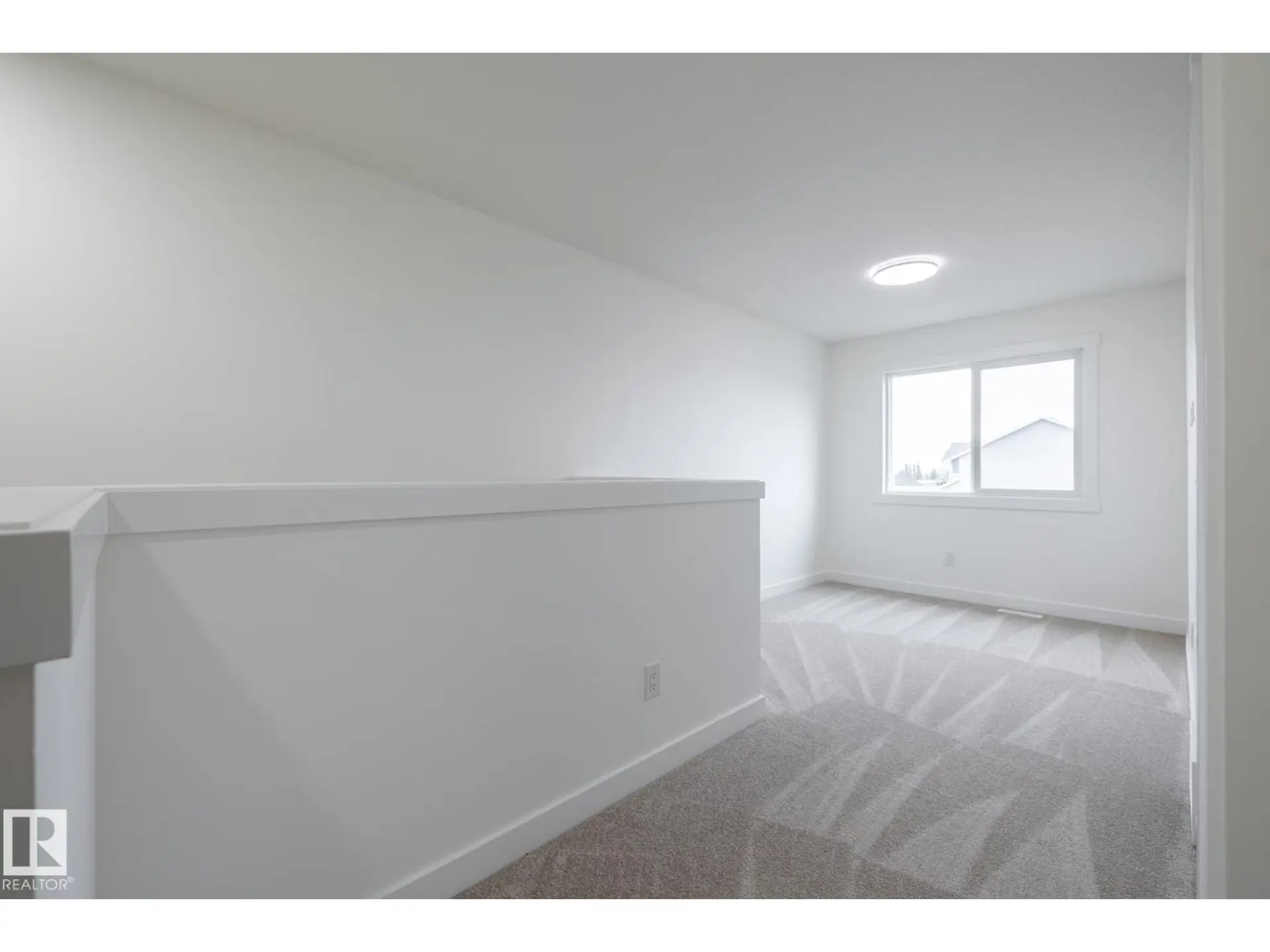 235 157 AV NE - Image 11