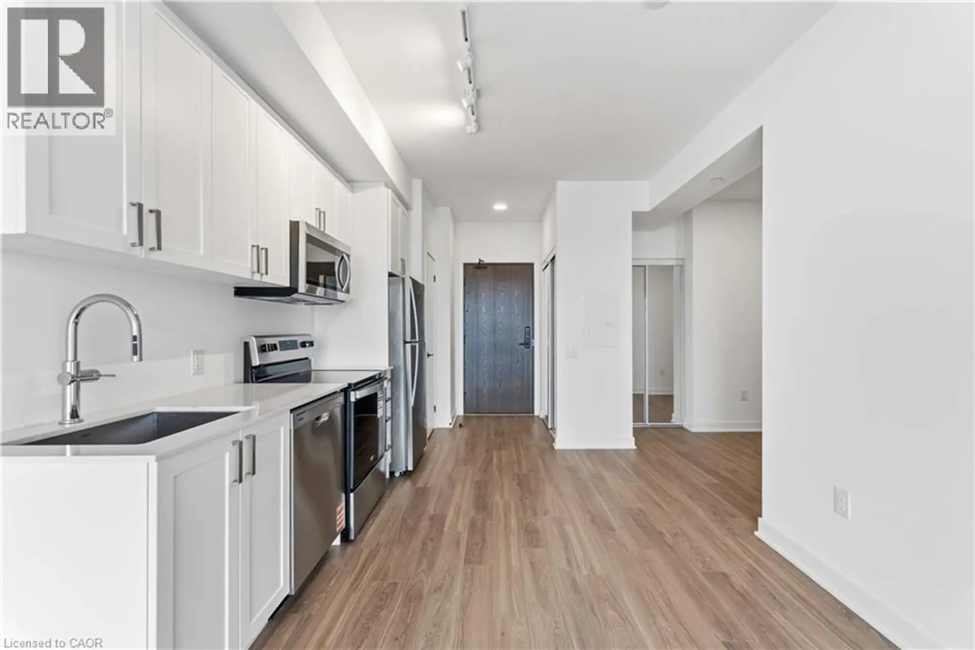 #1402 2782 BARTON Street E - Image 6