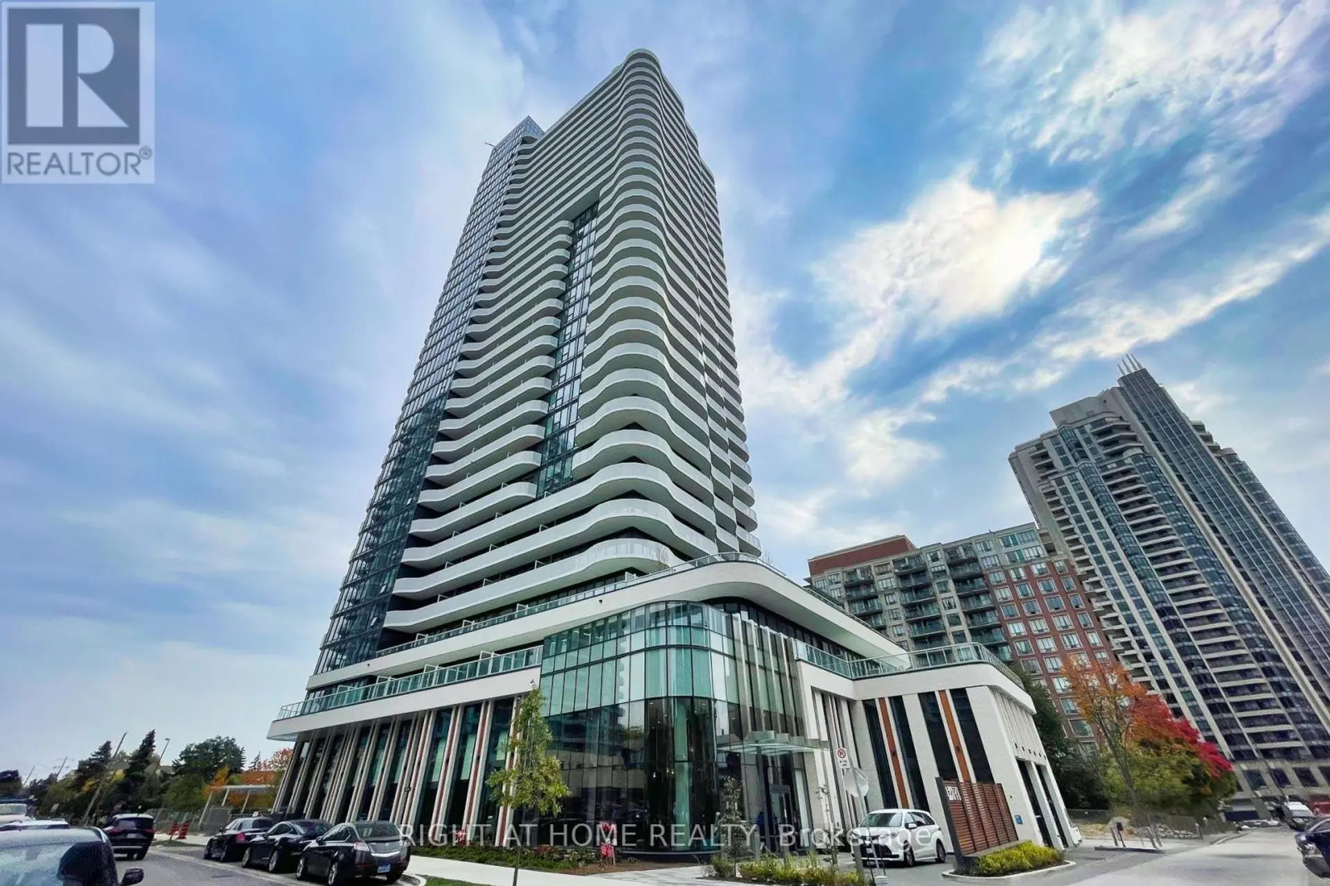 #2503 15 HOLMES AVENUE - Image 1