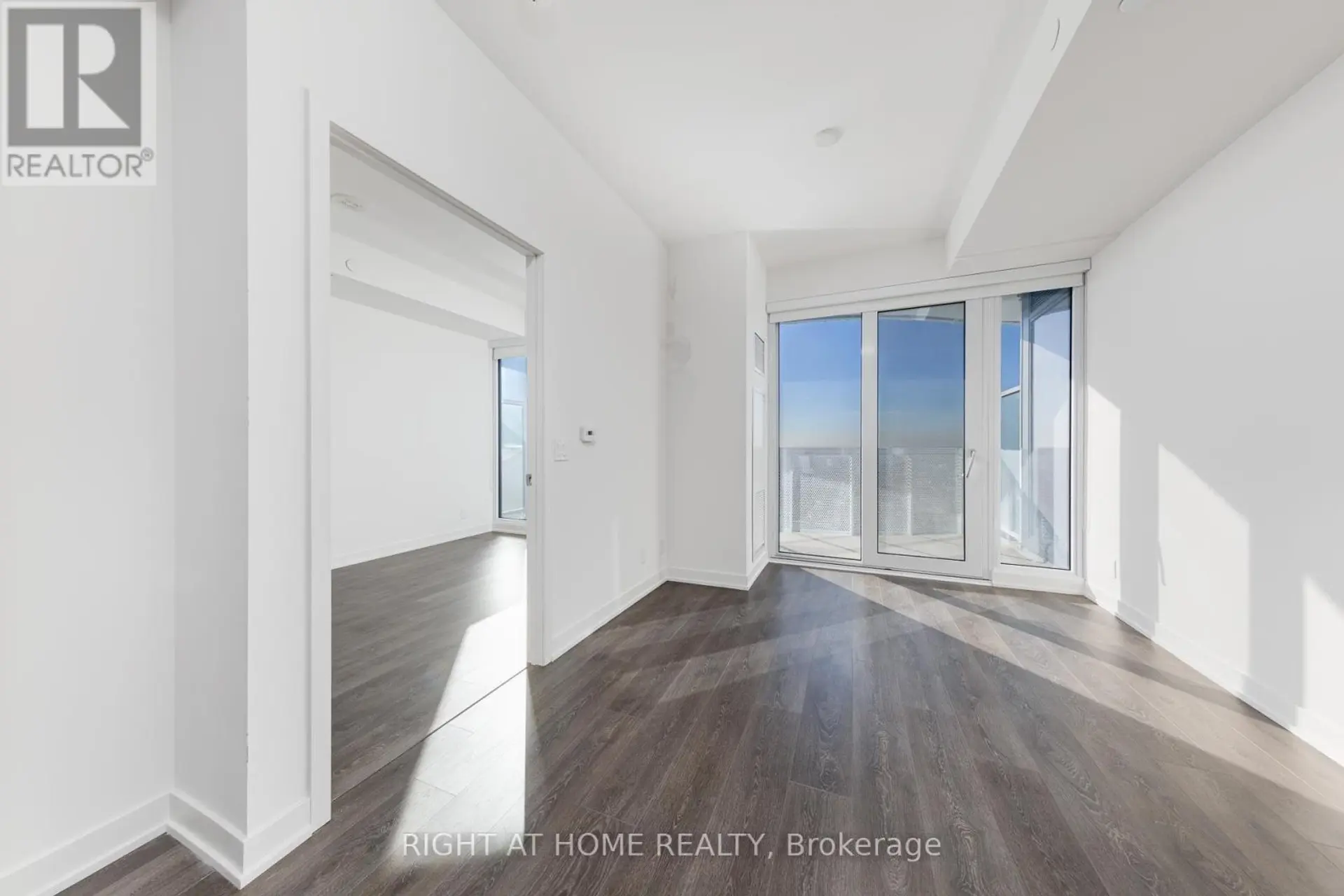 #2503 15 HOLMES AVENUE - Image 3