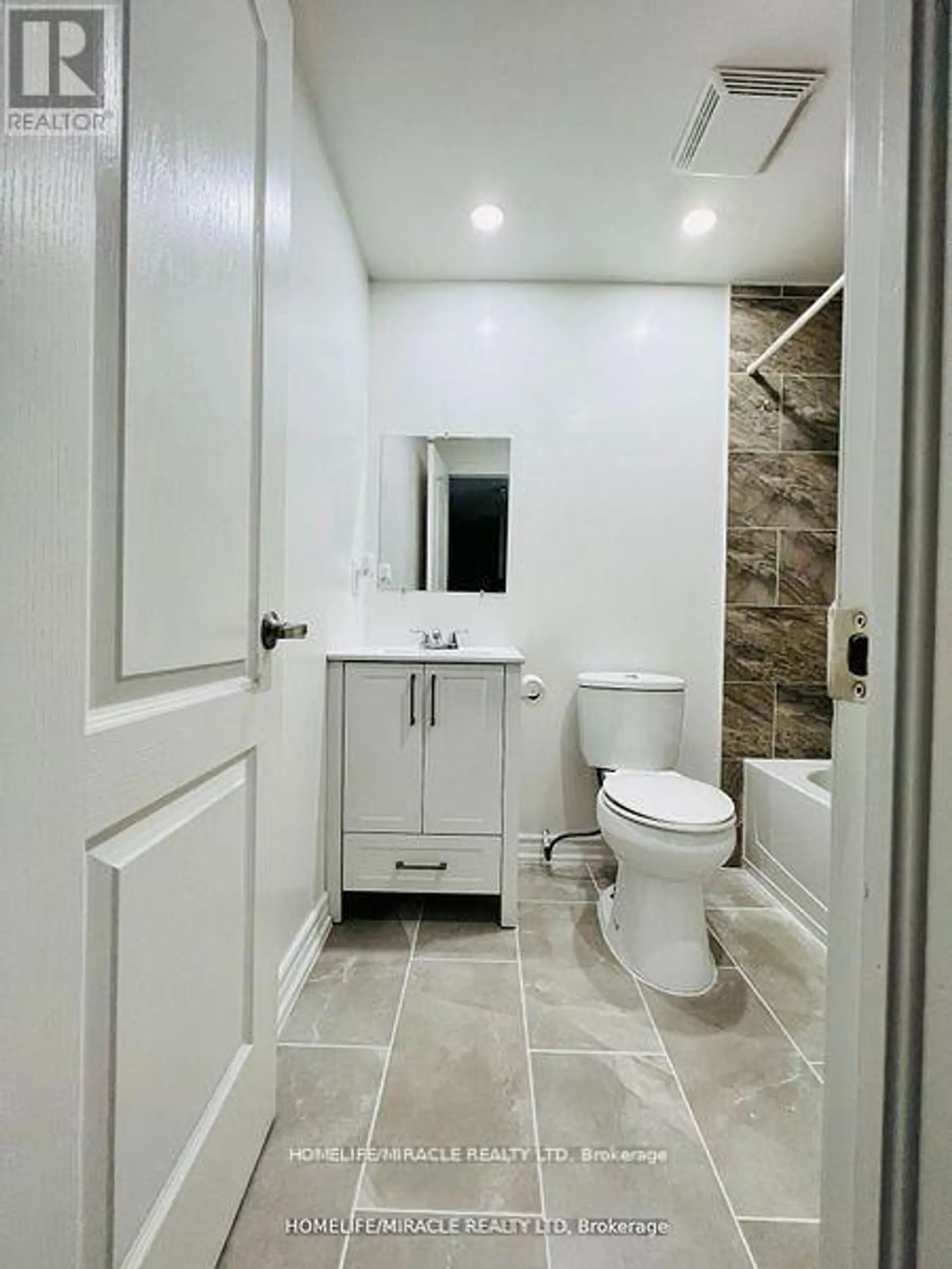 #11 50 BLACKWELL AVENUE - Image 8