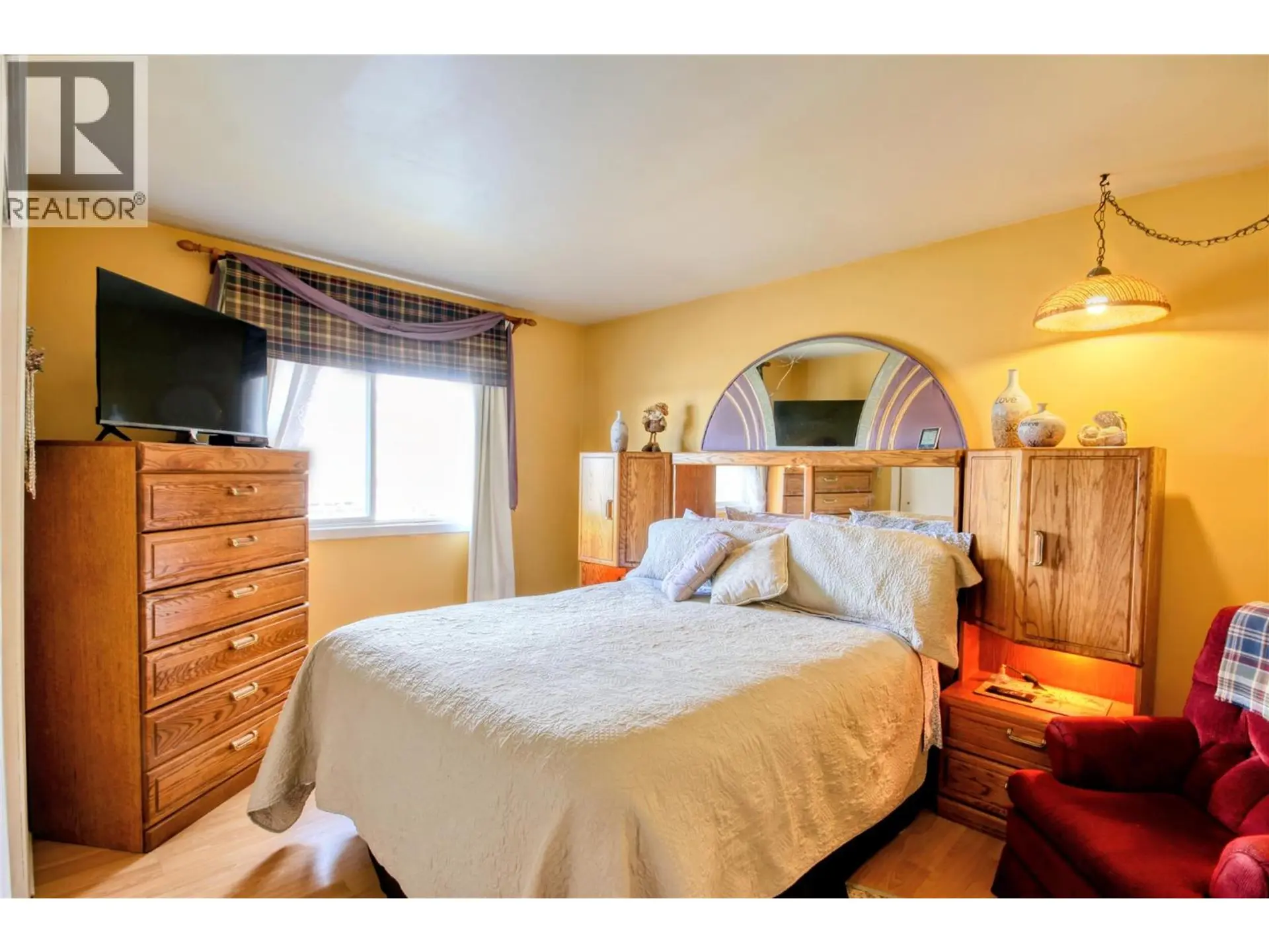 4771 Burns Avenue - Image 7