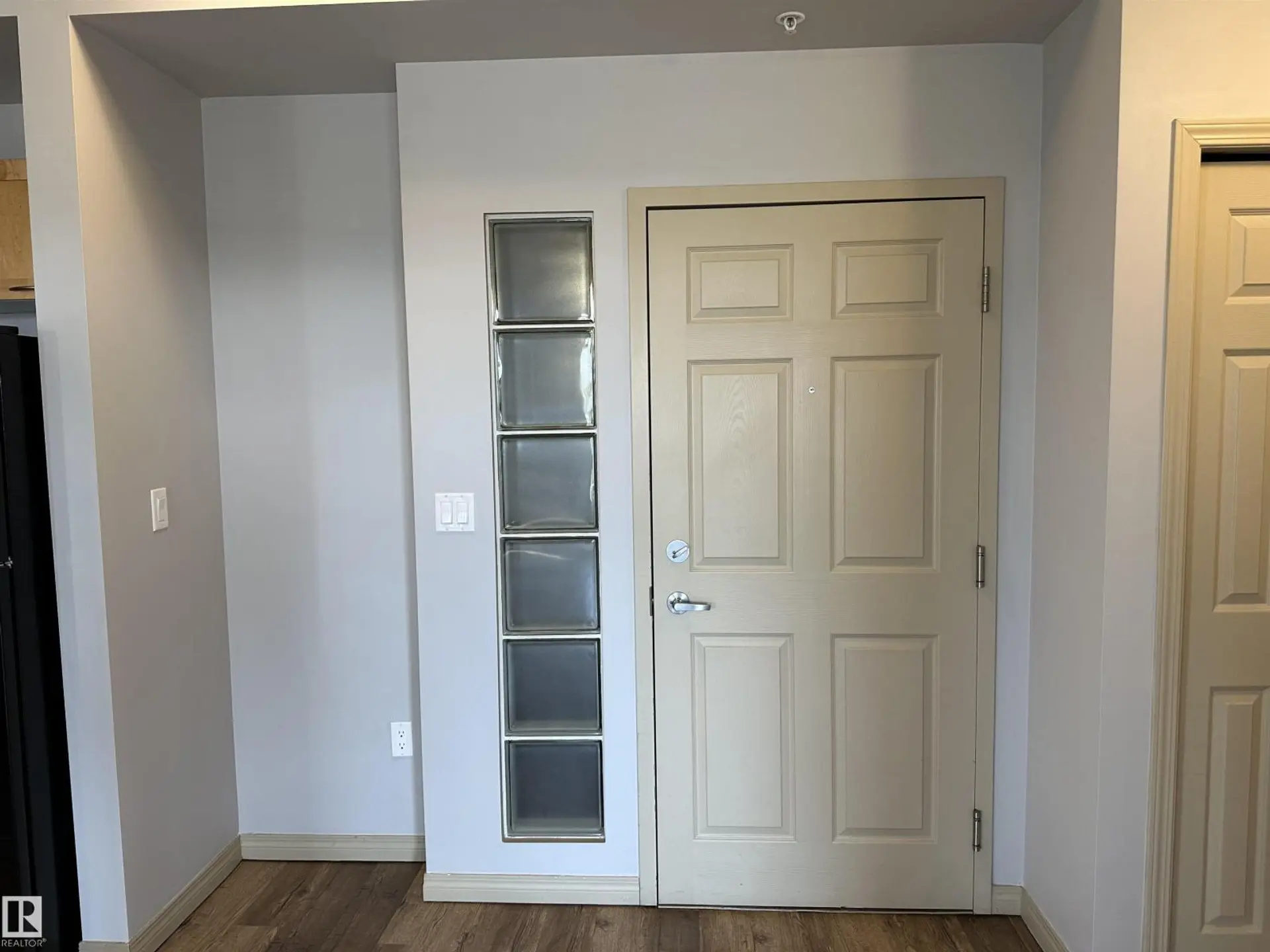 [private address] - Image 4