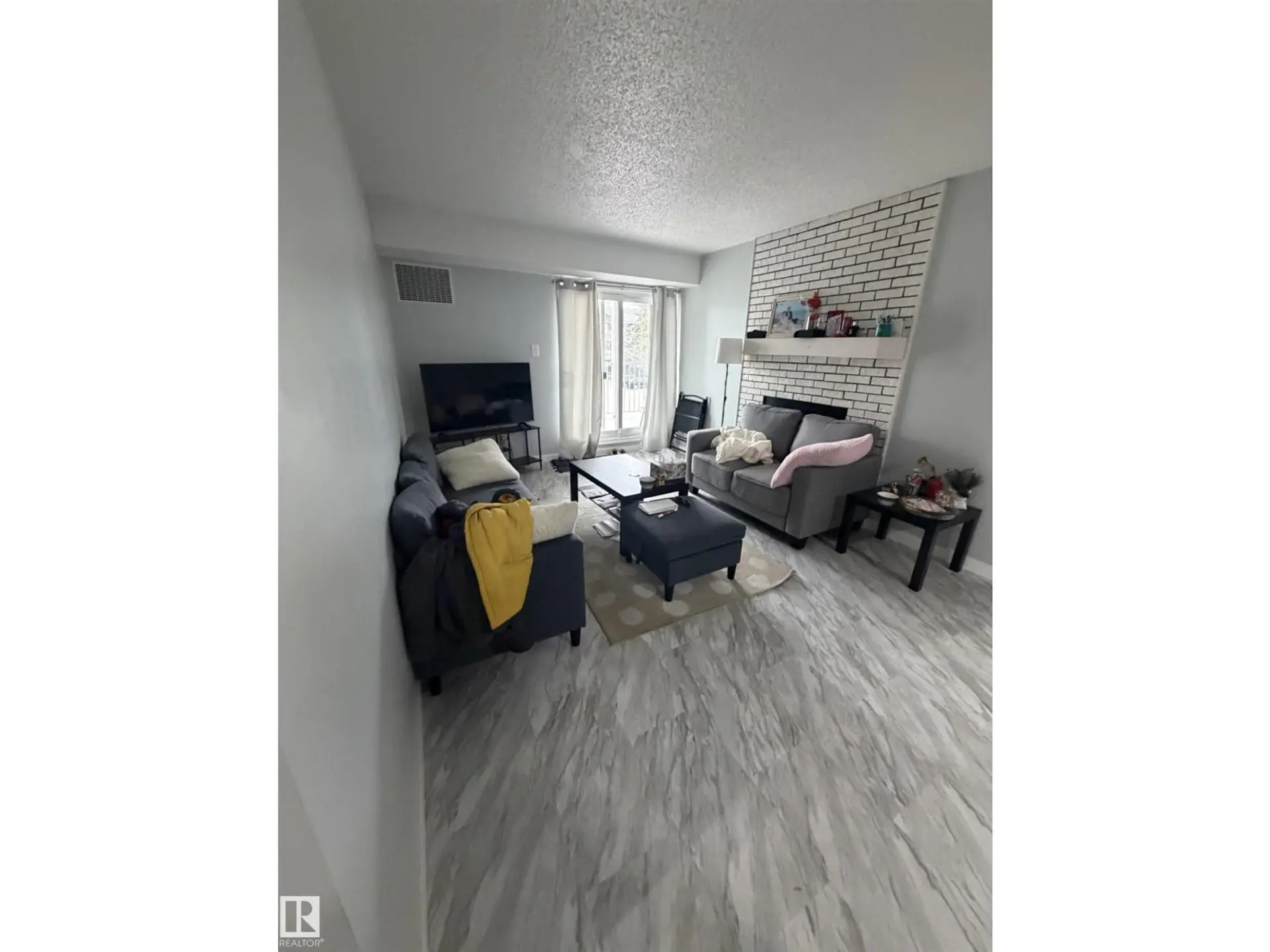 #205 10136 160 ST NW - Image 2
