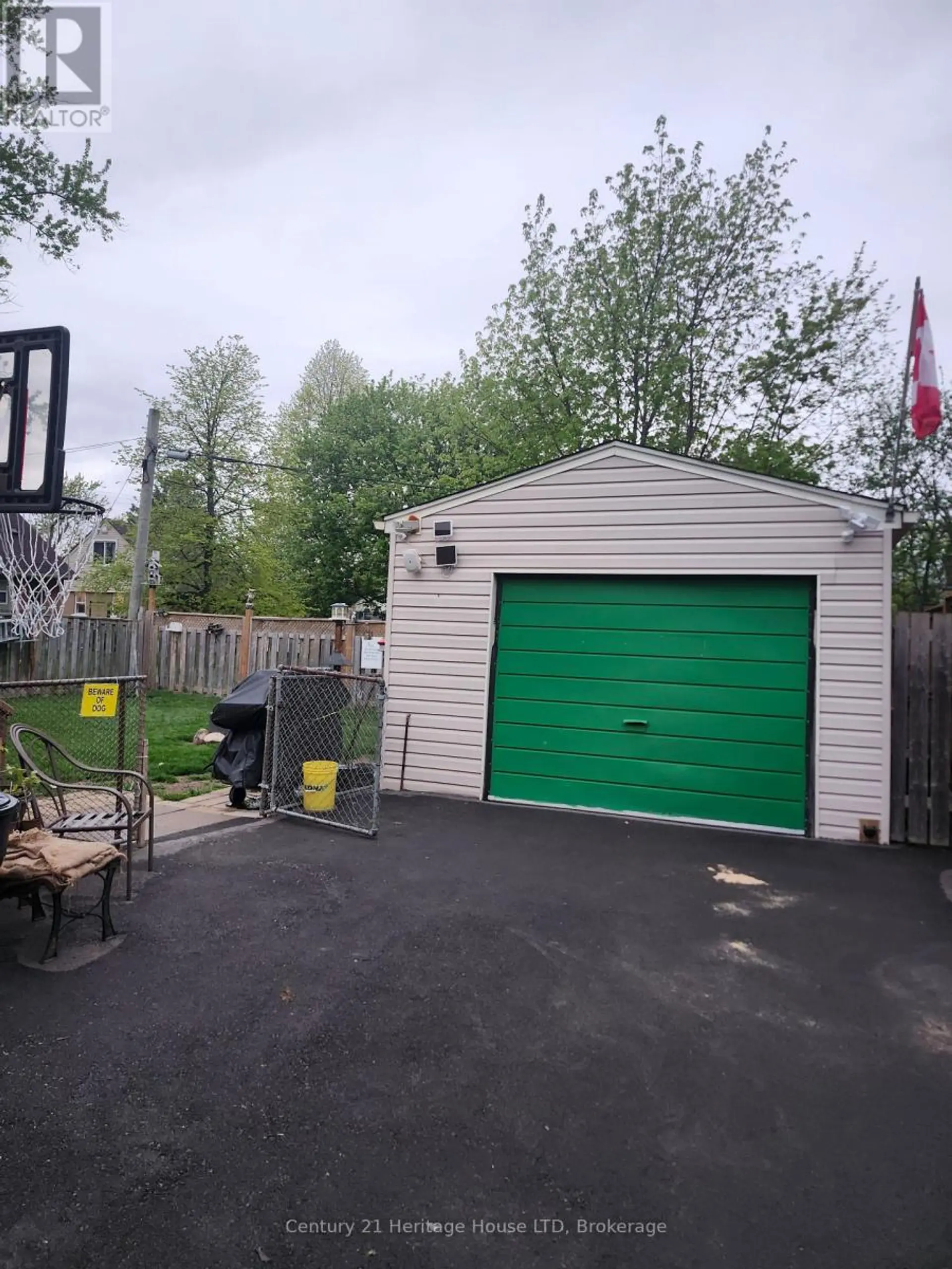 360 EMERICK AVENUE - Image 14
