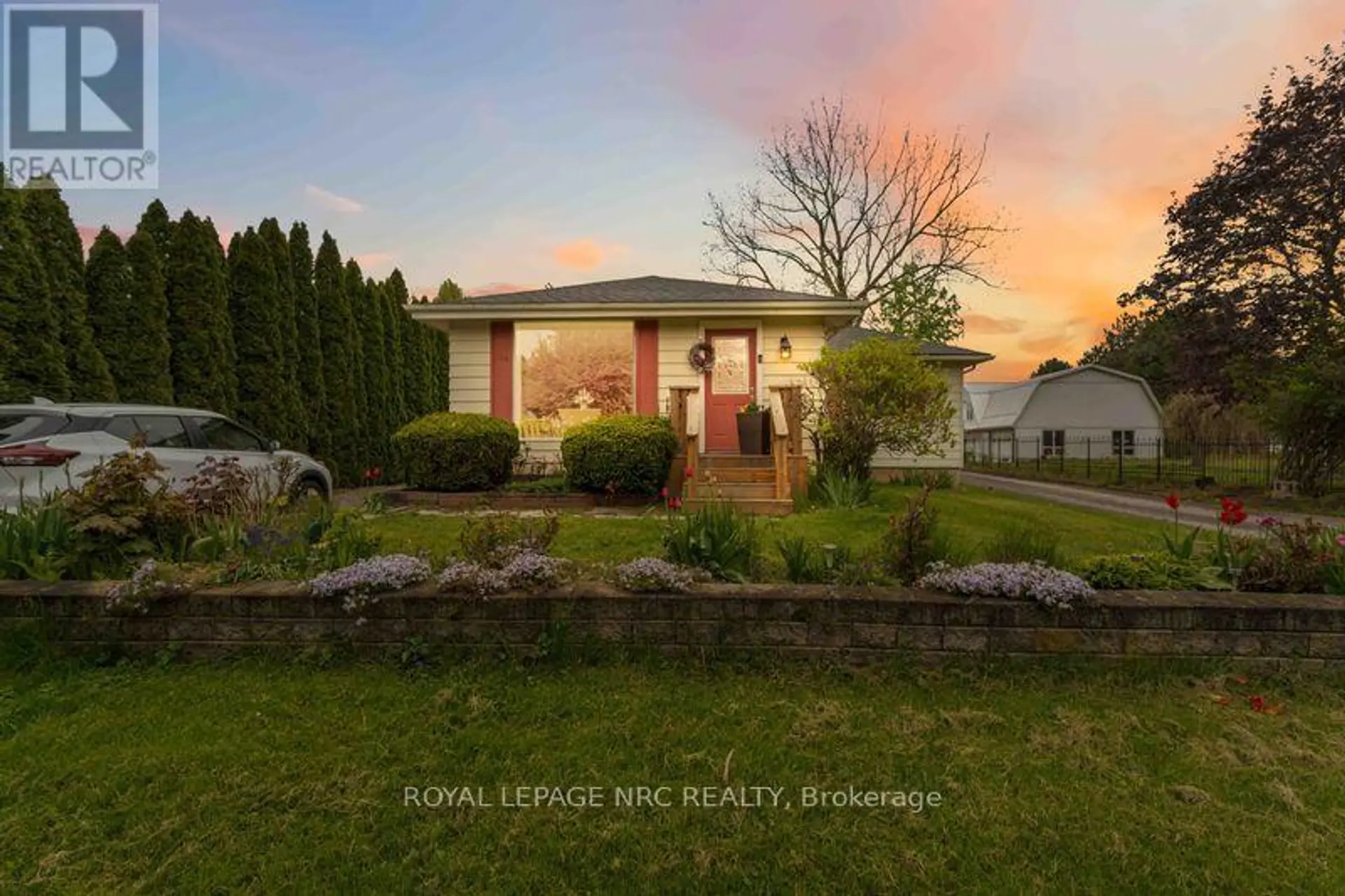 15756 NIAGARA PARKWAY - Image 1