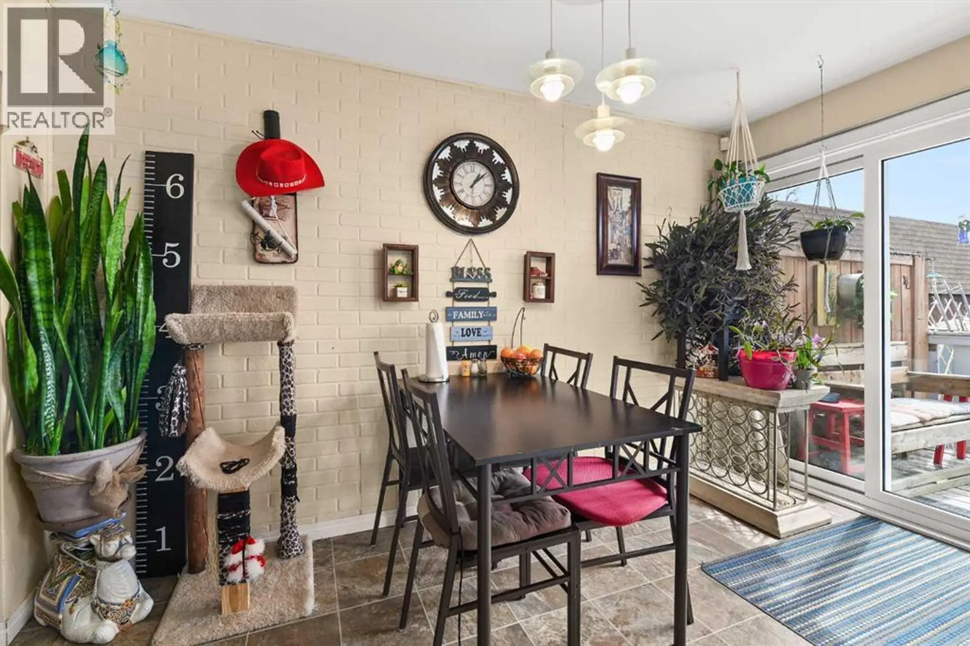 9517 99 Avenue - Image 4