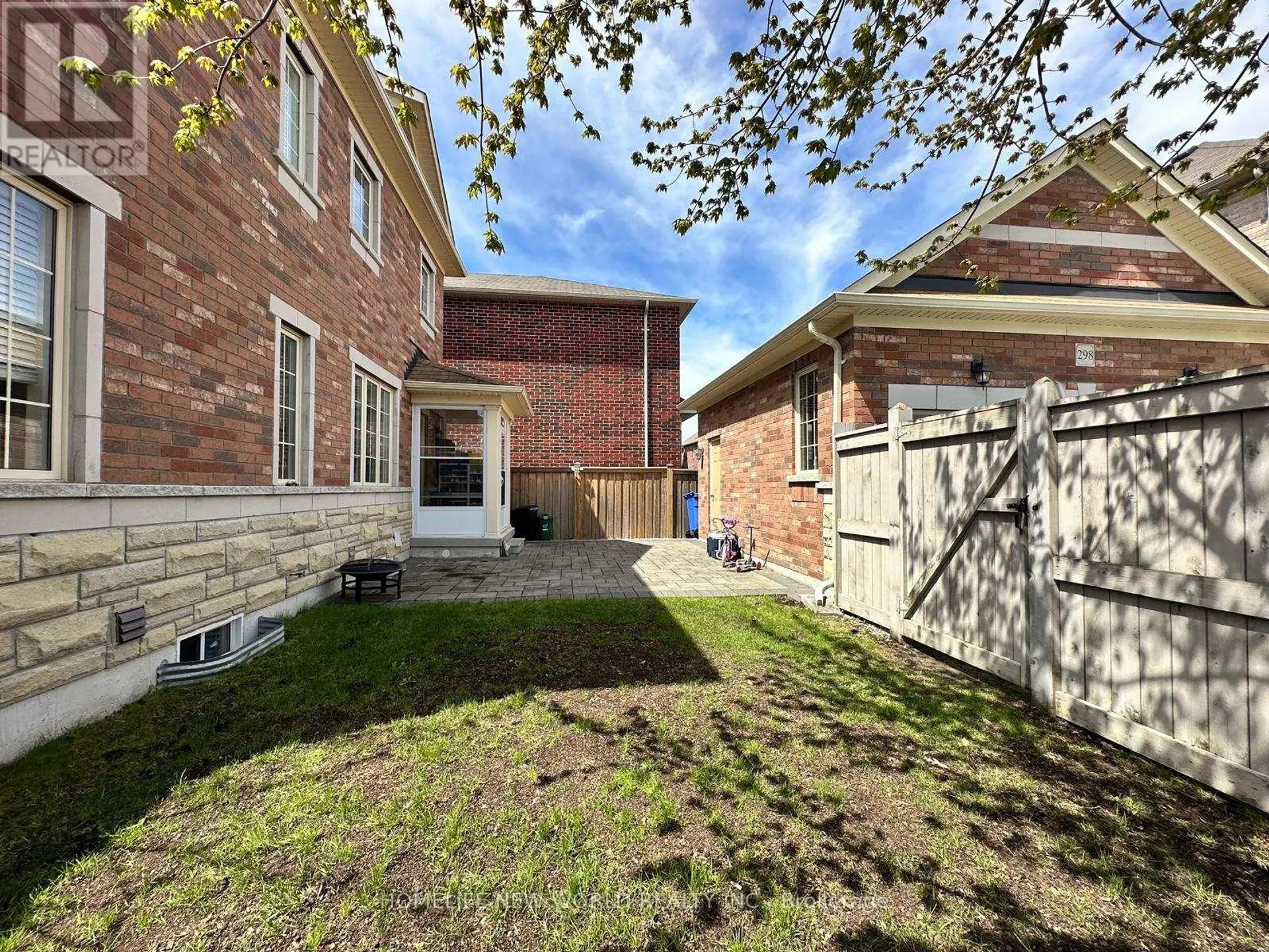 298 WEST LAWN CRESCENT - Image 8