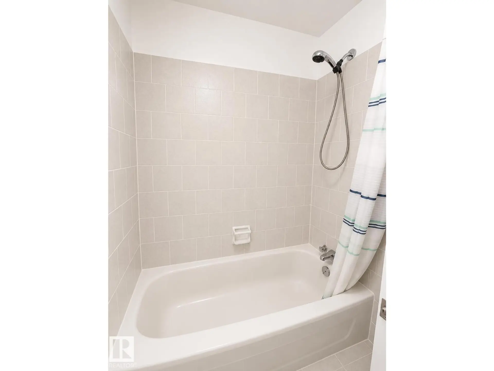 #10 11108 108 AV NW - Image 7