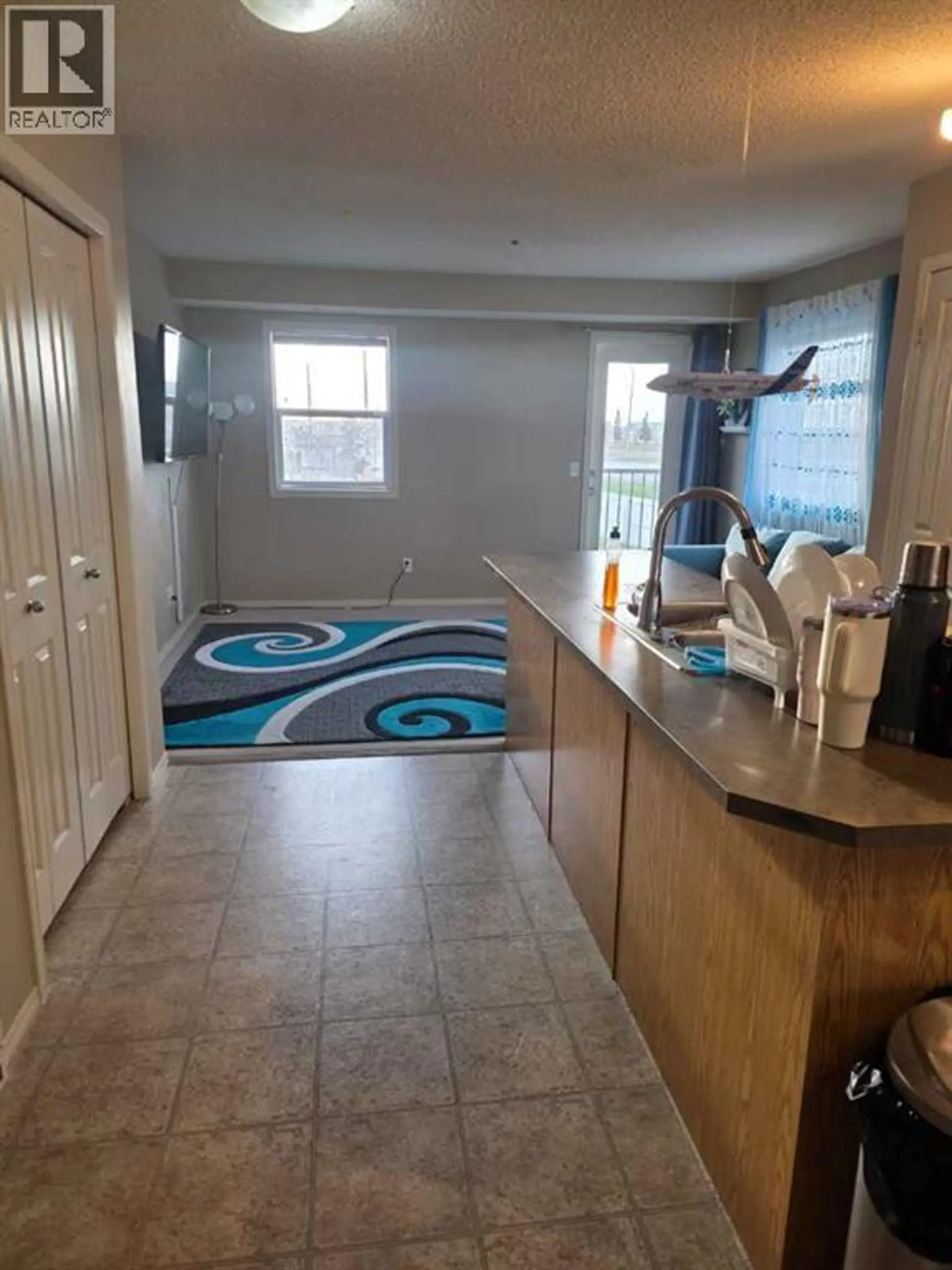 270 Saddlebrook Point NE - Image 4