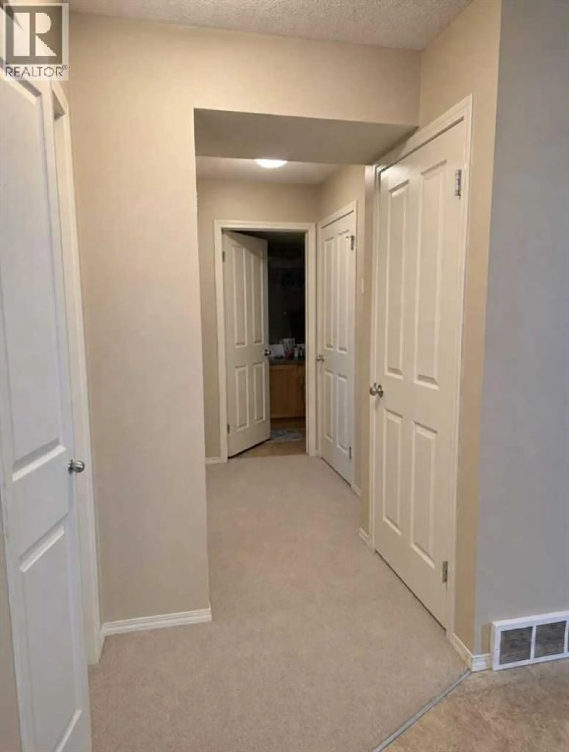 270 Saddlebrook Point NE - Image 7