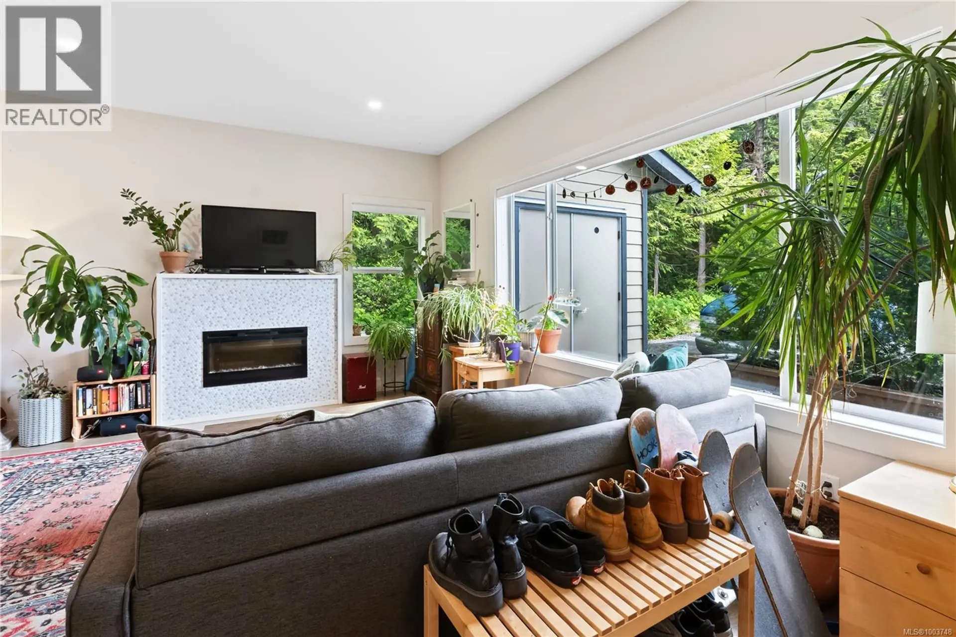 #19 625 Hellesen Dr - Image 8
