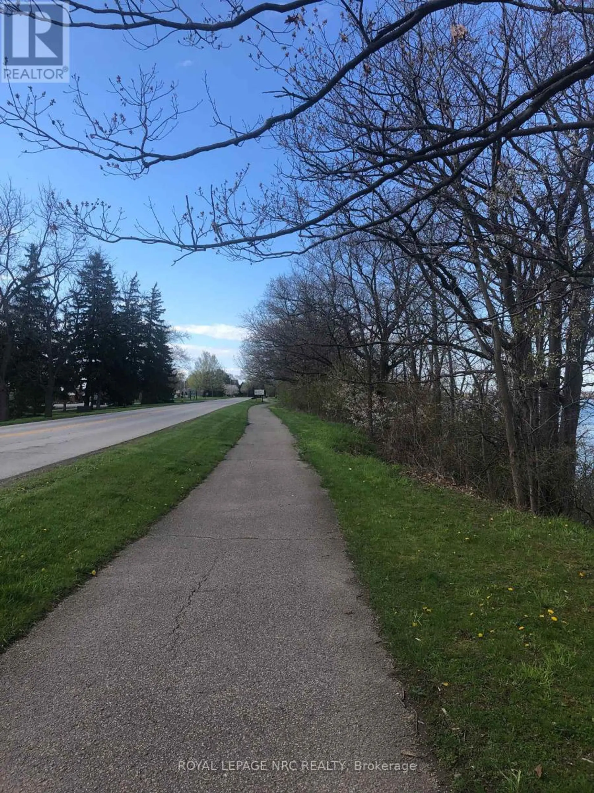 15756 NIAGARA PARKWAY - Image 17