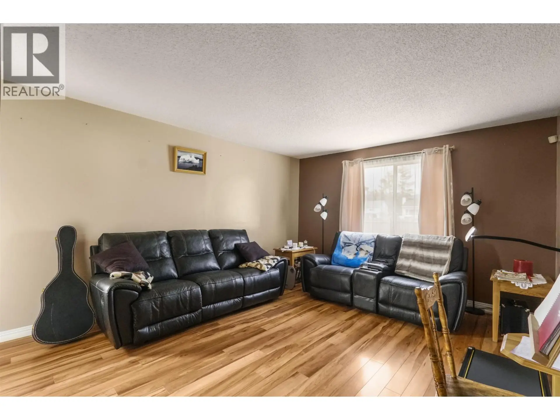 60 SWALLOW STREET - Image 9