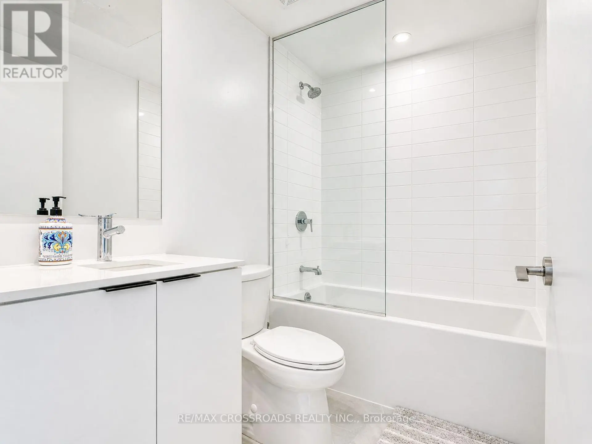 #1702 48 POWER STREET - Image 8