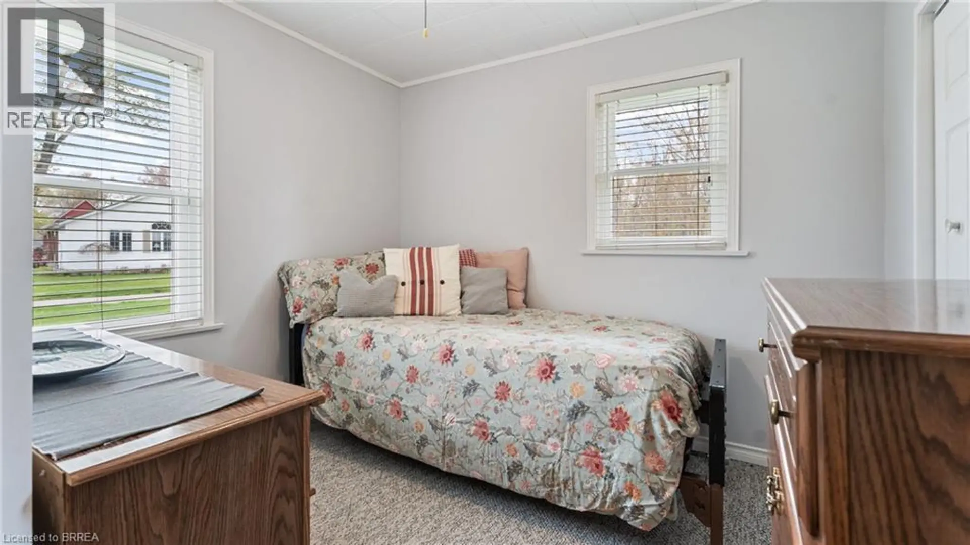 303 CEDAR Drive - Image 7