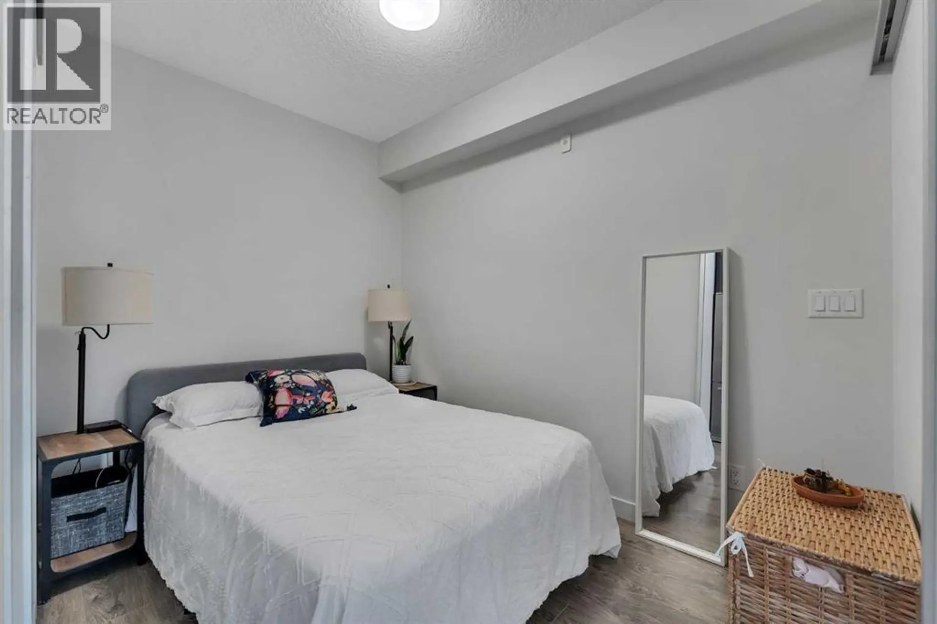 #220 323 20 Avenue SW - Image 5
