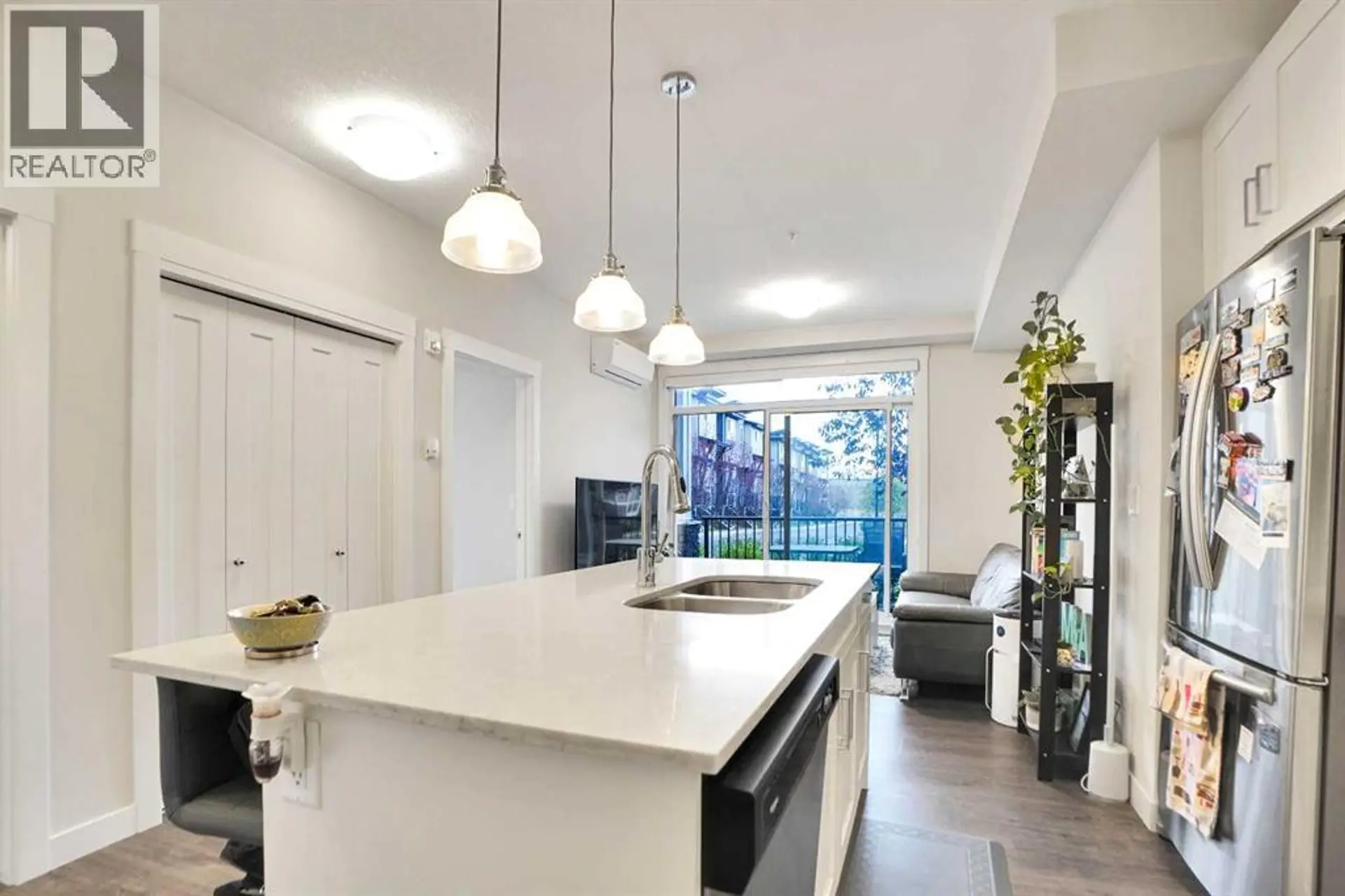 #111 30 Walgrove Walk SE - Image 8