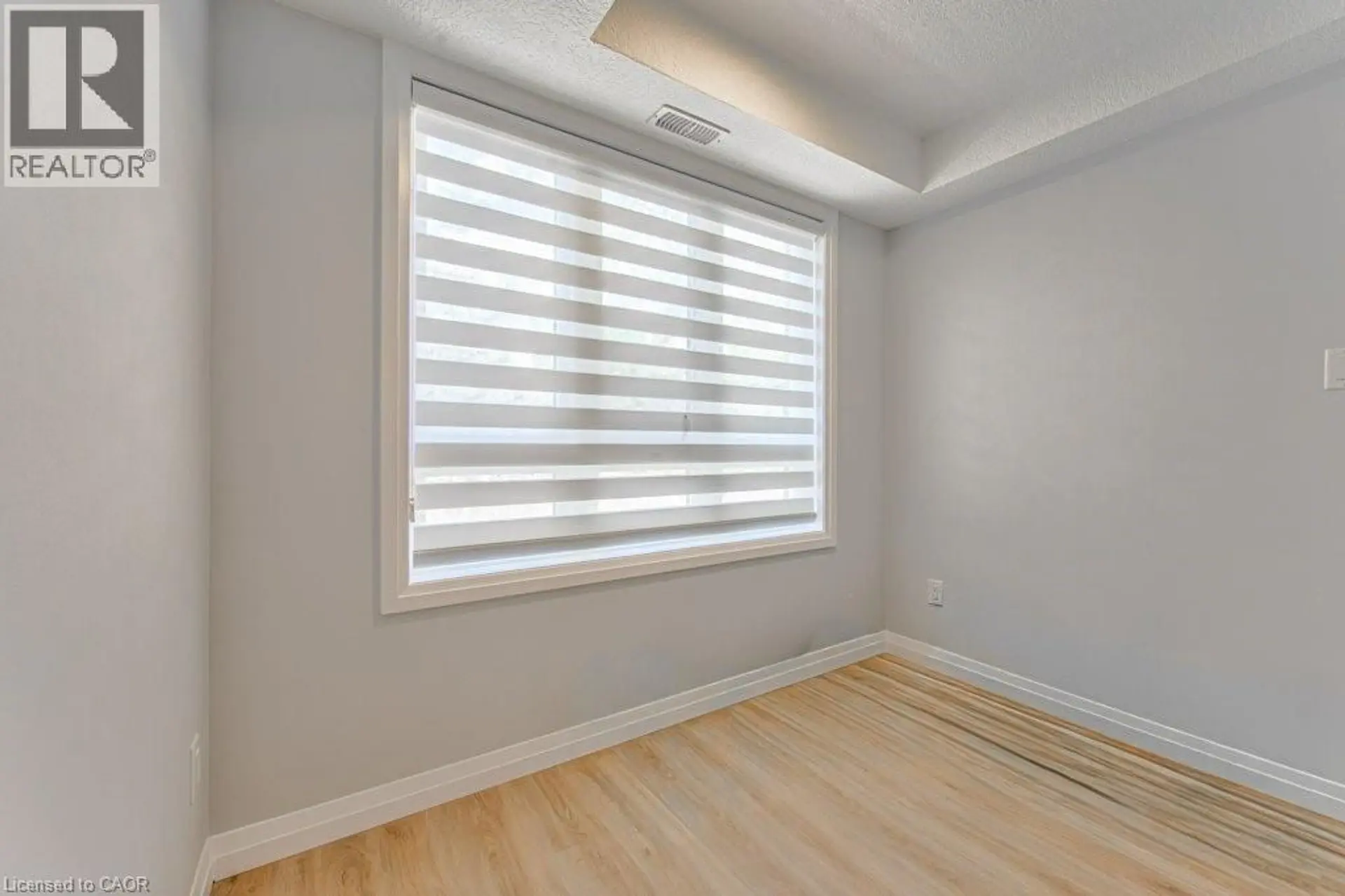 #B11 410 NORTHFIELD Drive - Image 13
