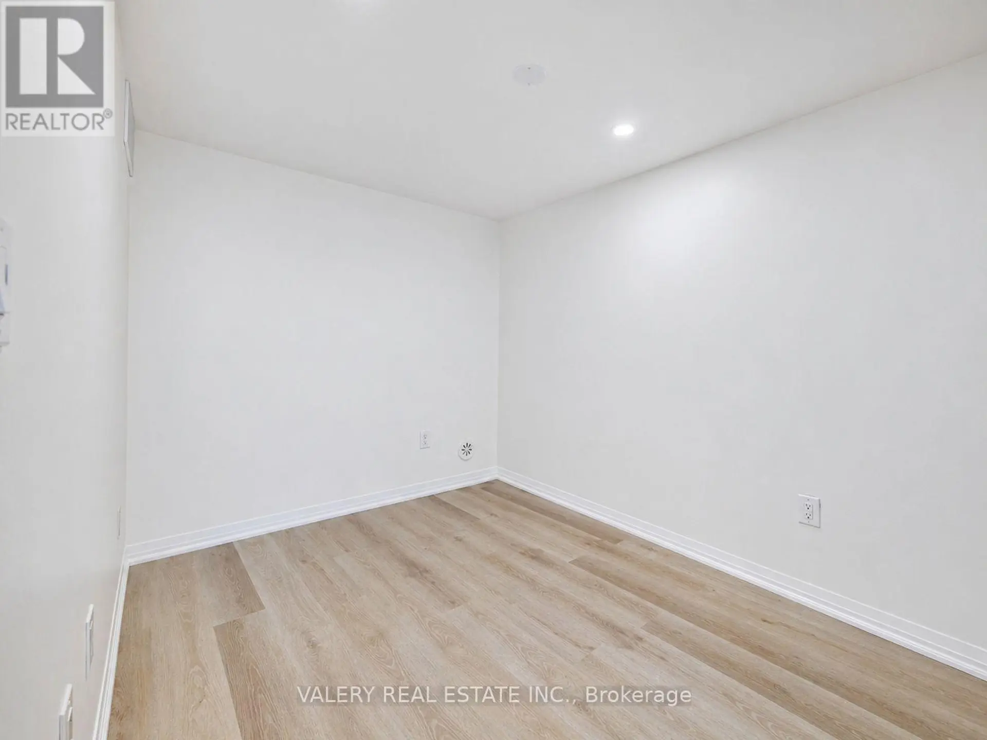 #1 183 WILLIAM DUNCAN ROAD - Image 14