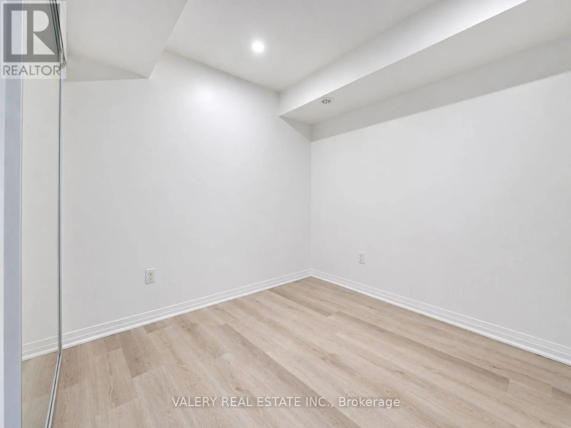 #1 183 WILLIAM DUNCAN ROAD - Image 16
