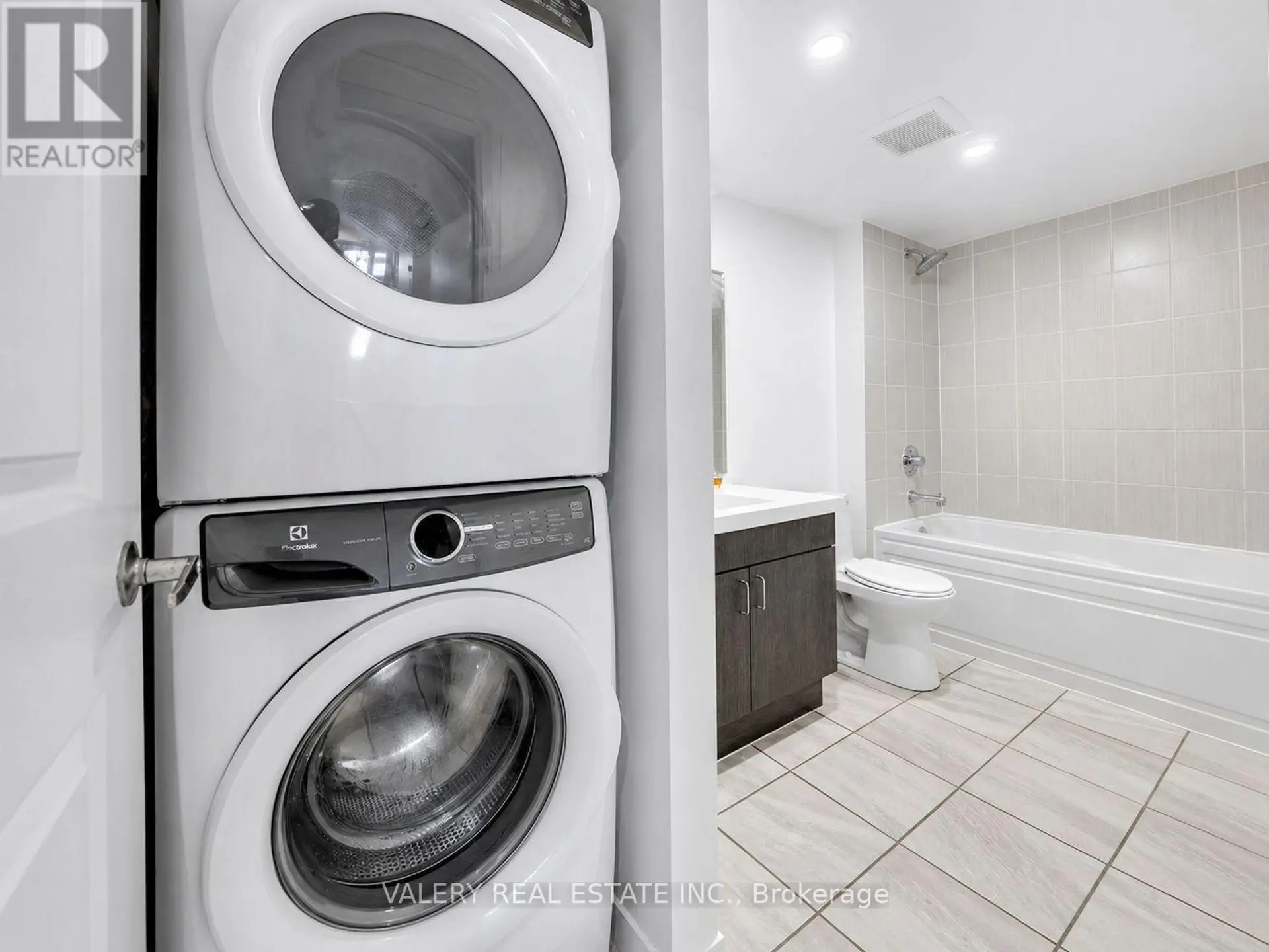 #1 183 WILLIAM DUNCAN ROAD - Image 18
