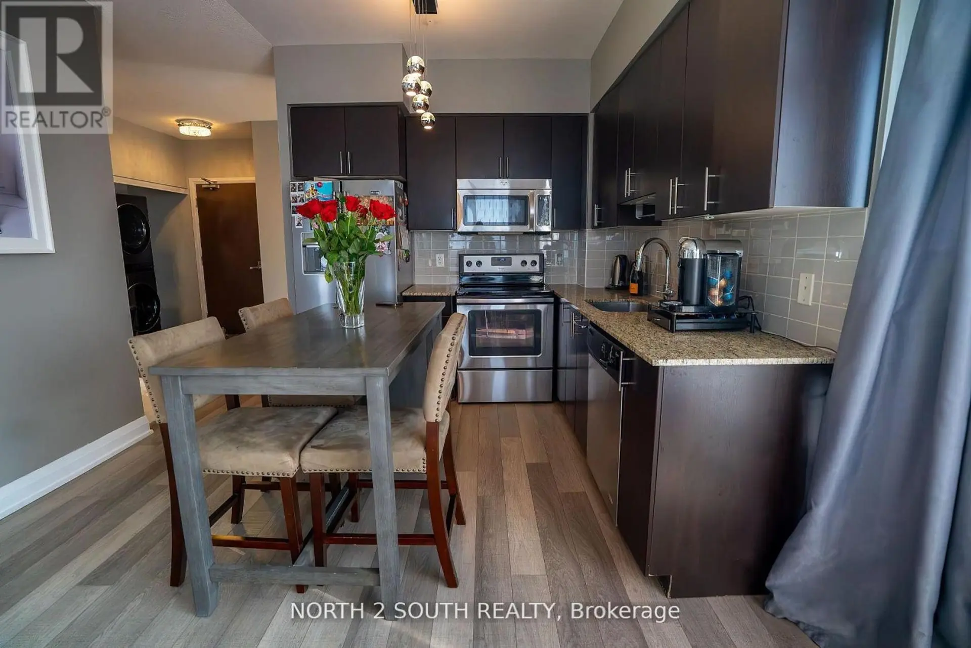 #1012 85 NORTH PARK ROAD - Image 1