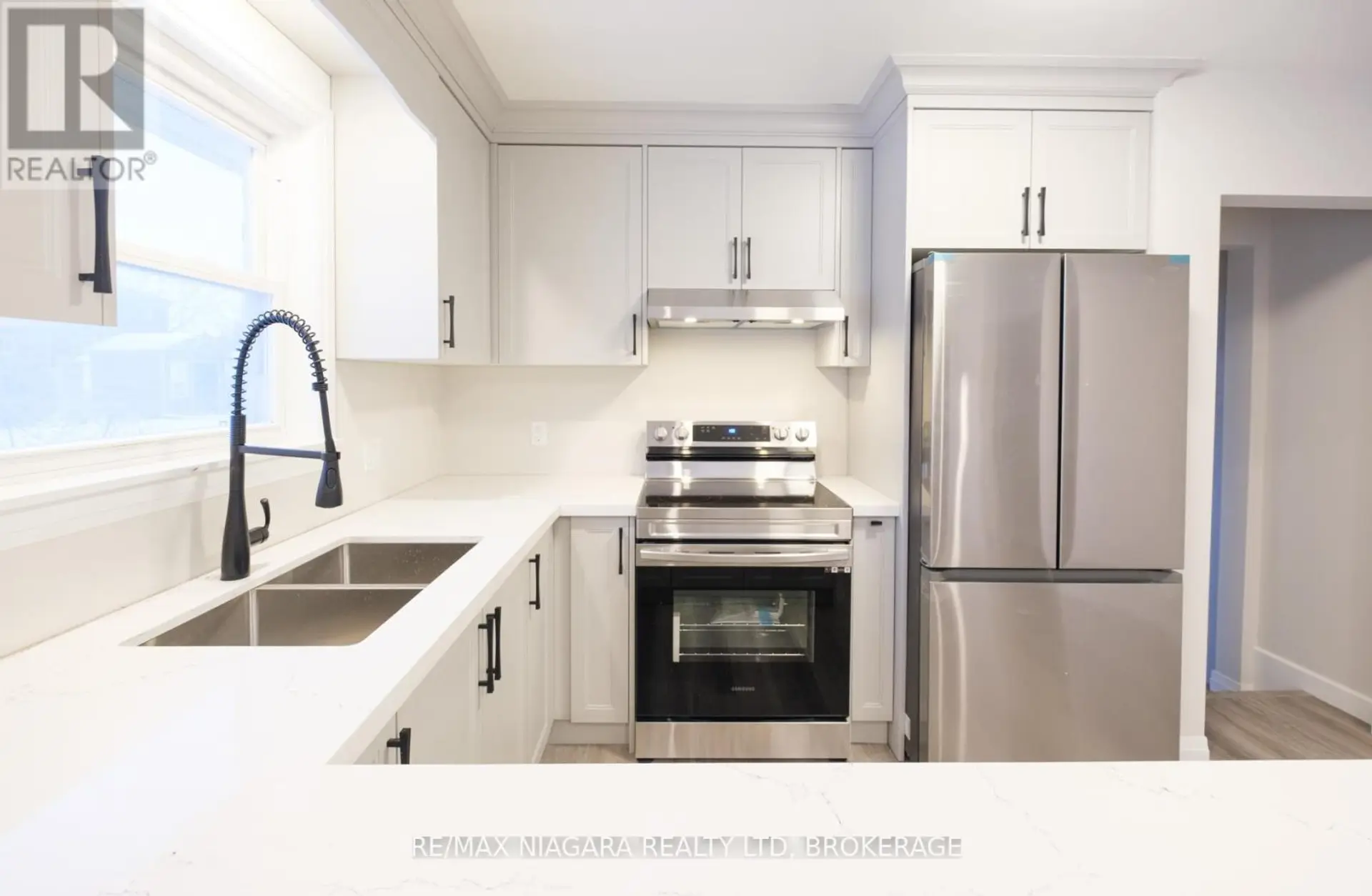 91 MAITLAND STREET - Image 12