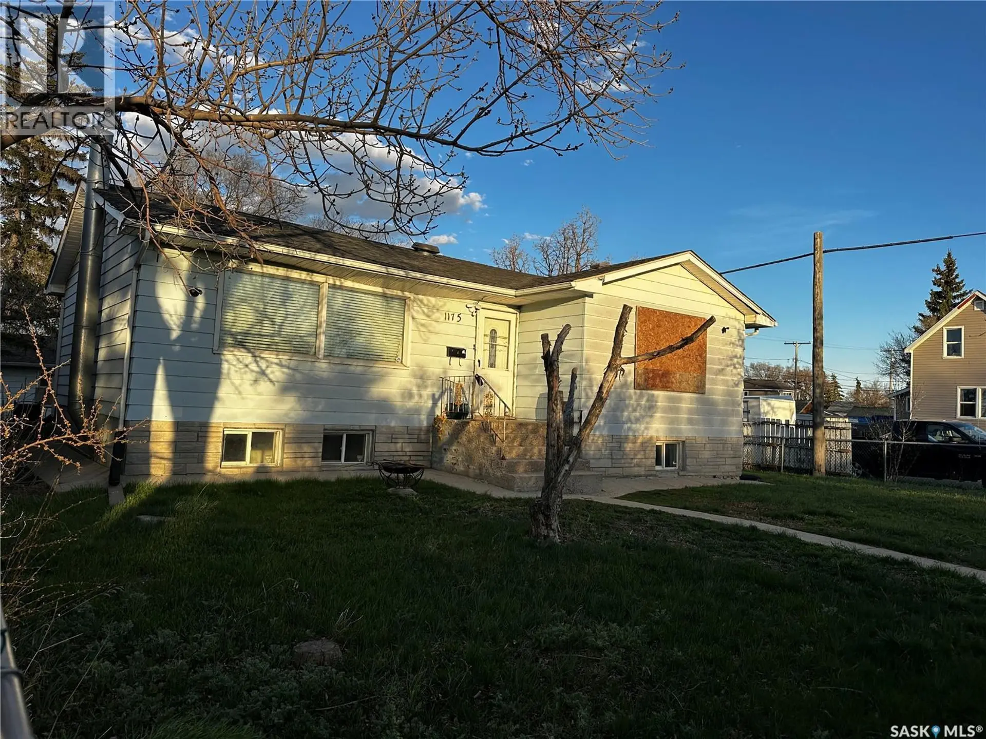 1175 Wallace STREET - Image 1