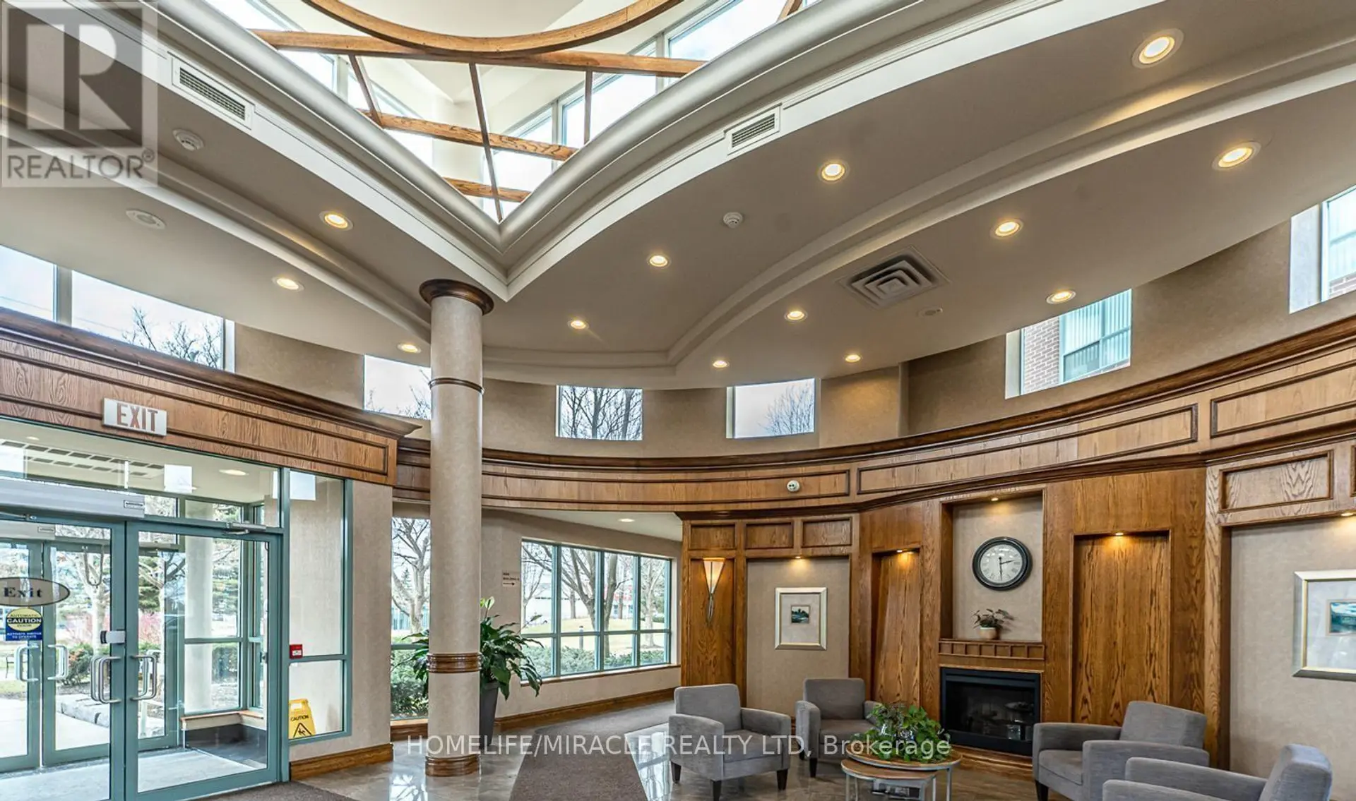 #203 4889 KIMBERMOUNT AVENUE - Image 4