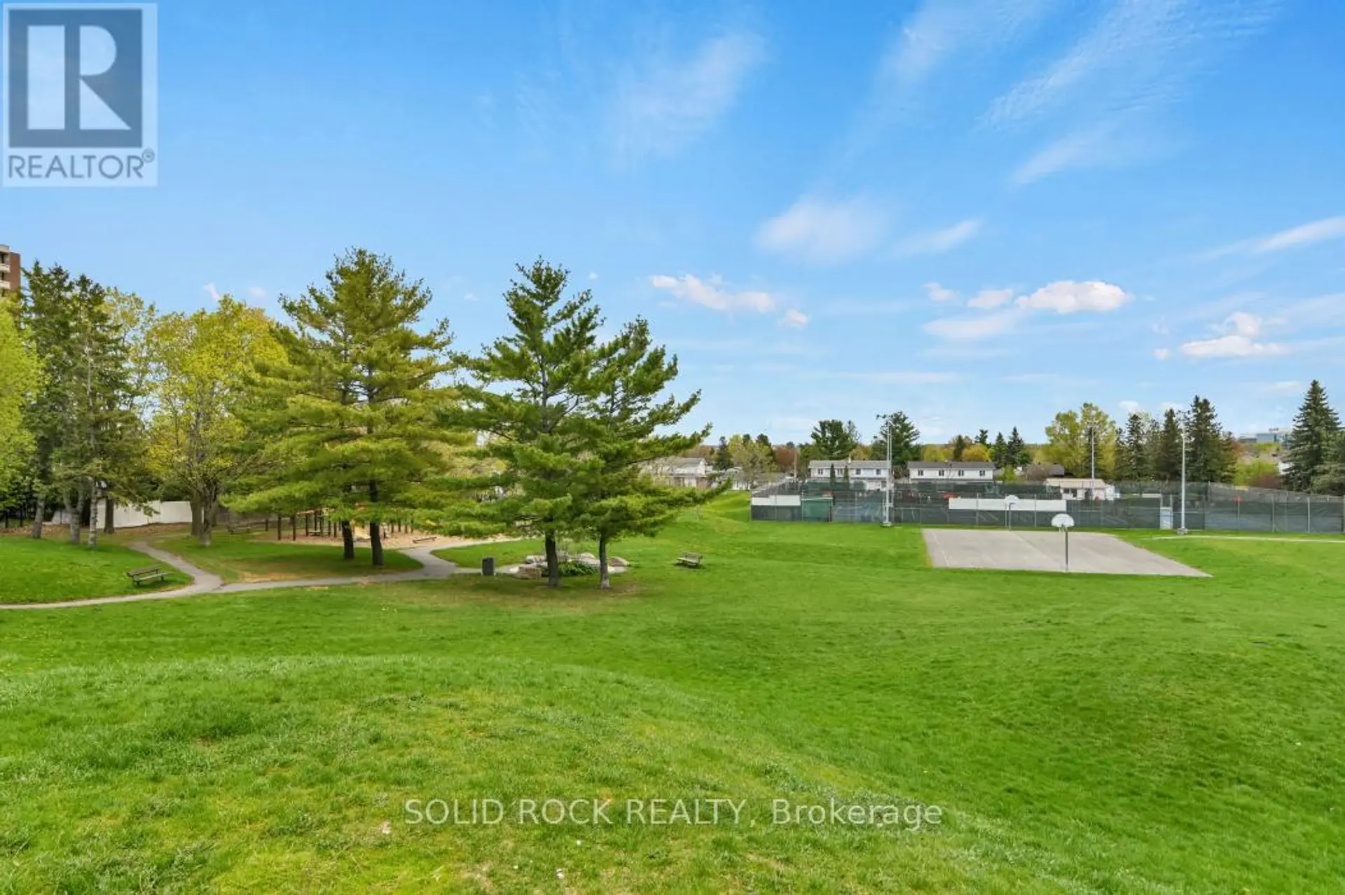 #7 896 ELMSMERE DRIVE - Image 12