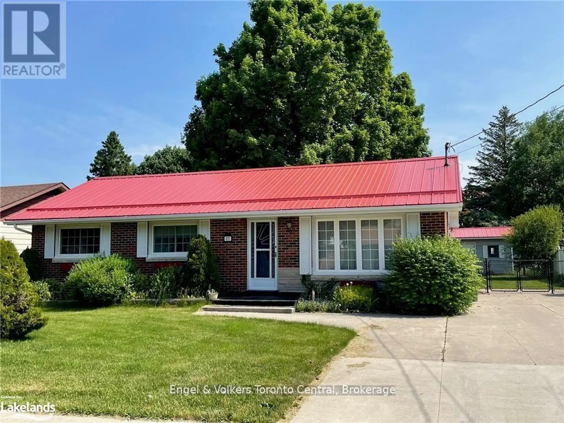 27 HERBERT AVENUE - Image 14