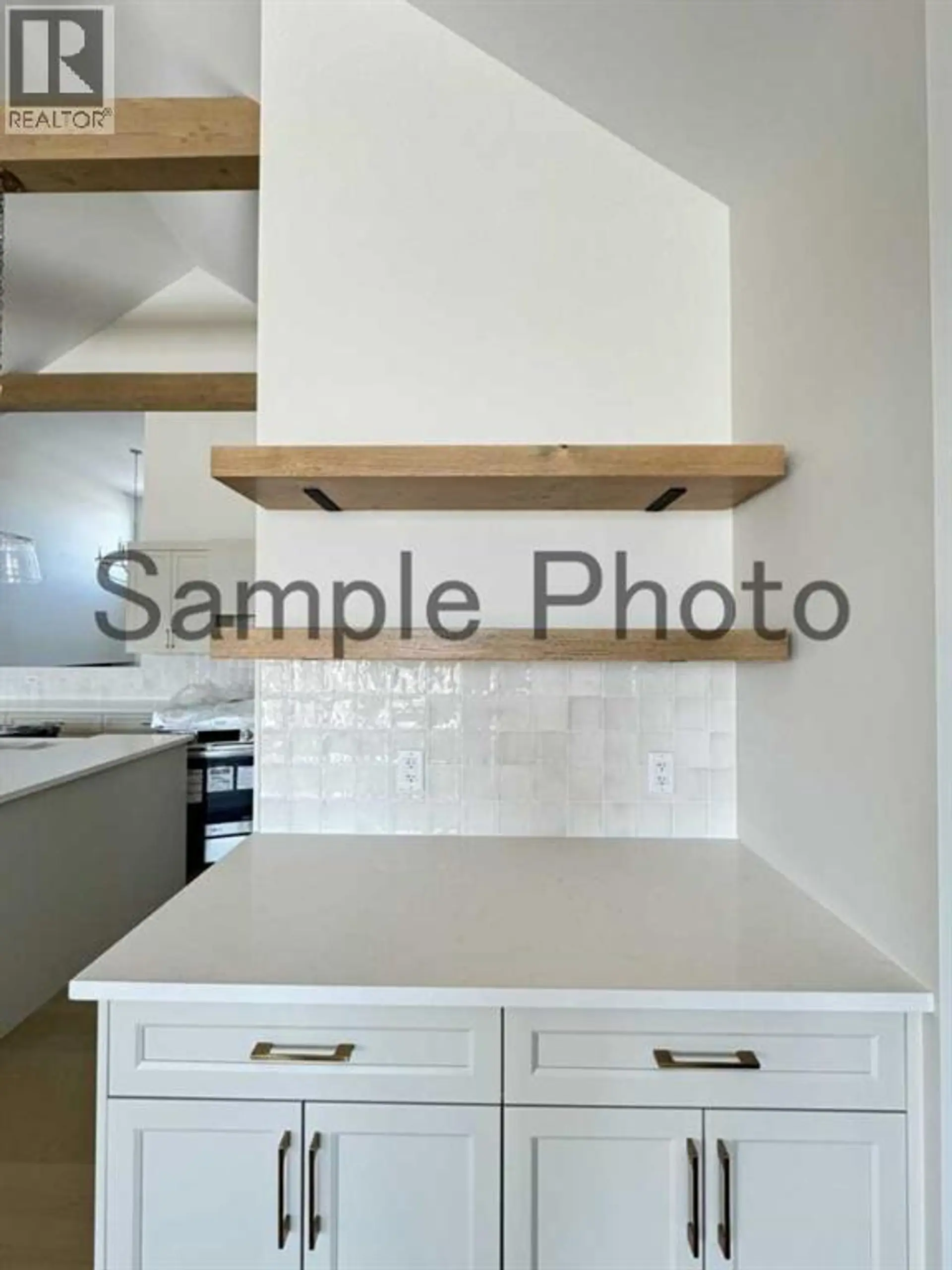 10652 147 Avenue - Image 8