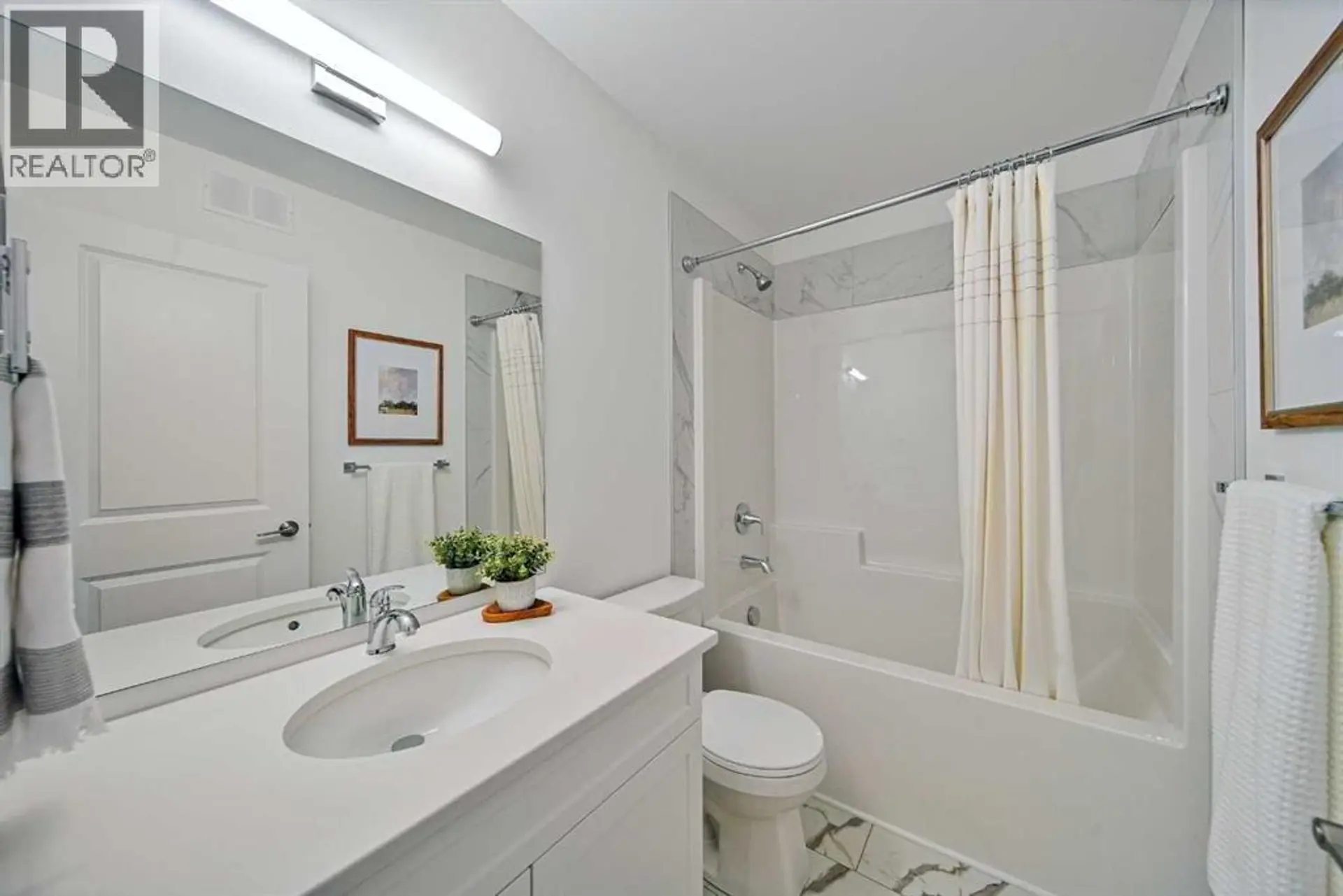 517 Ranch Gate - Image 15