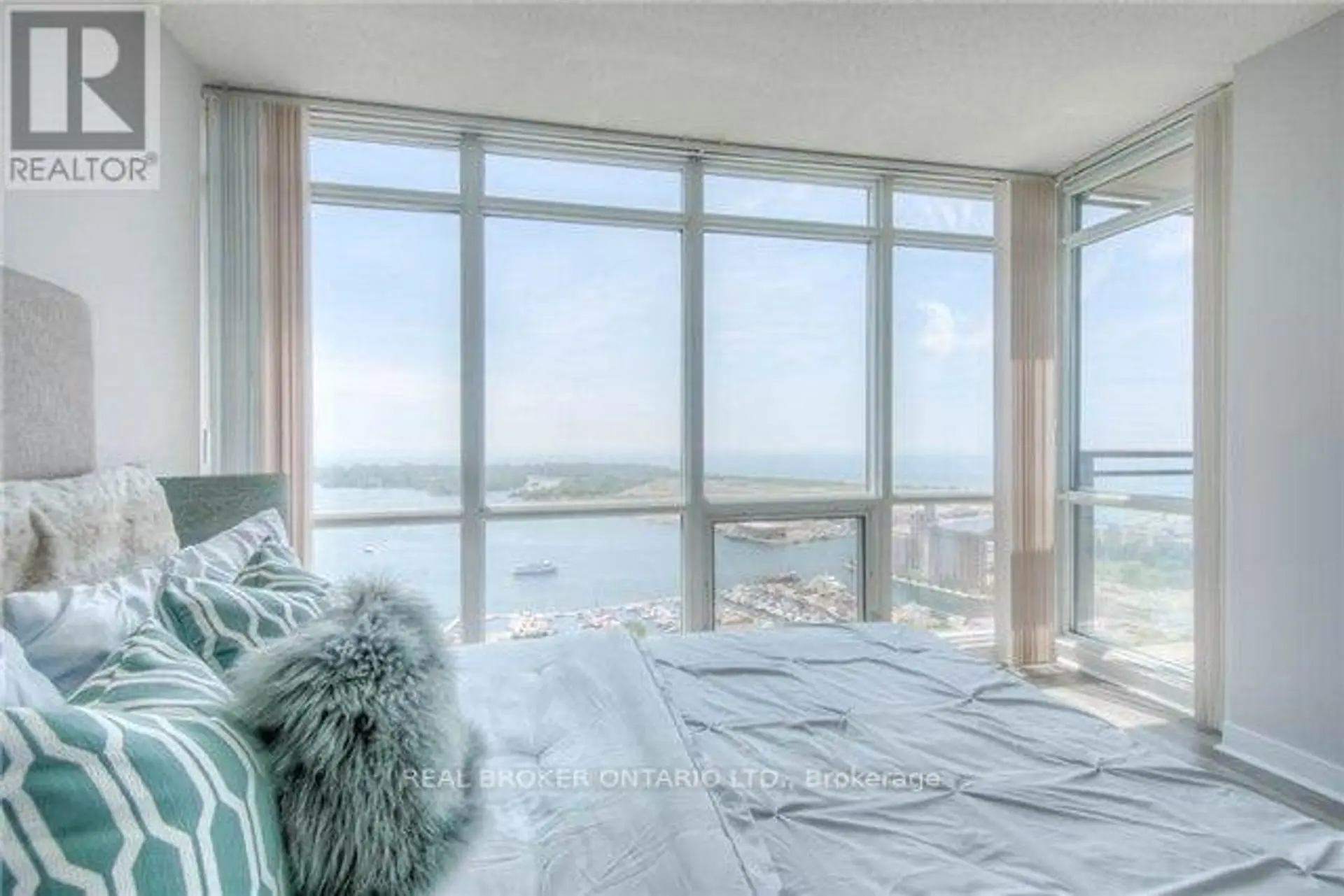 #4512 15 FORT YORK BOULEVARD - Image 14