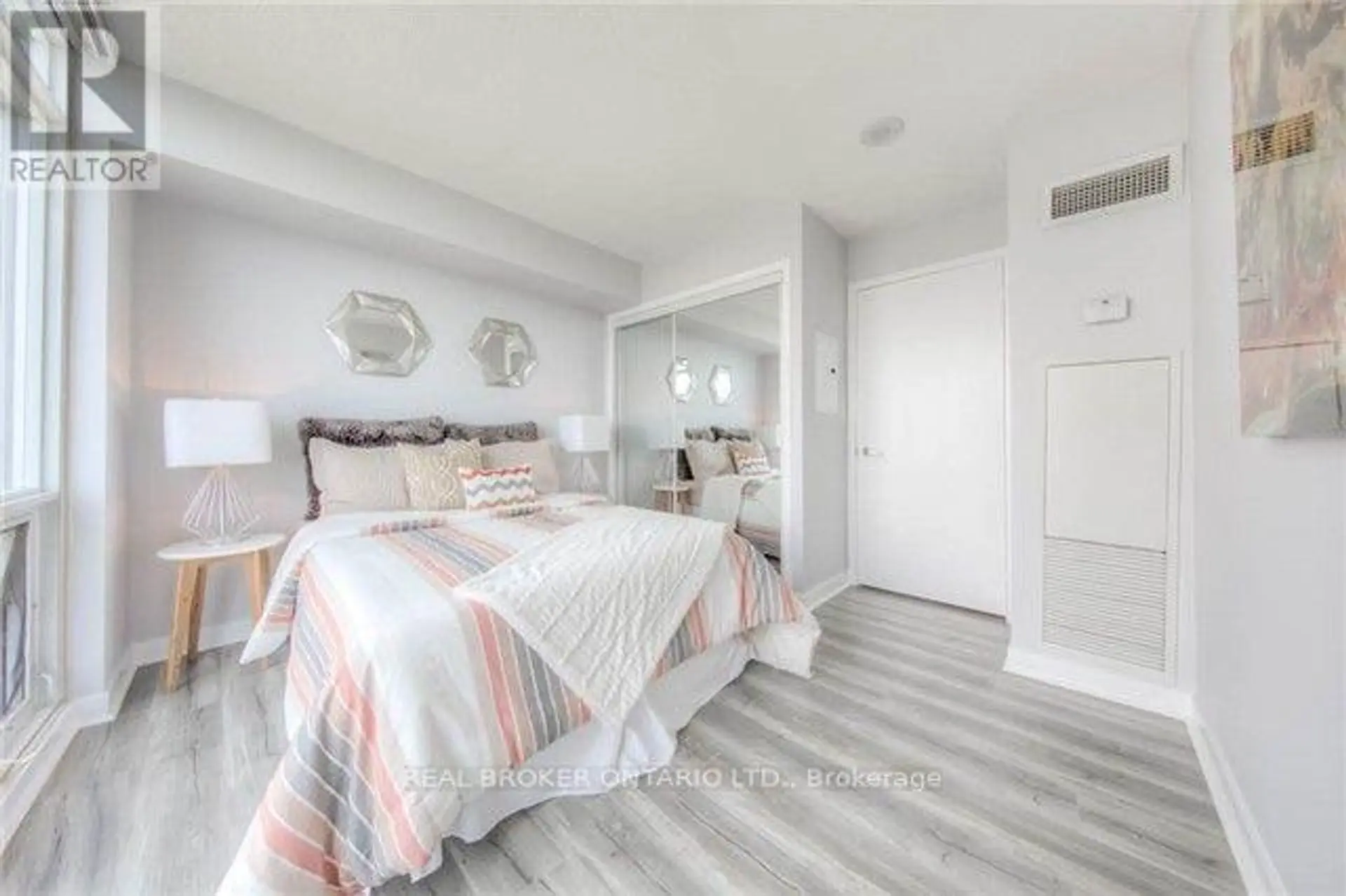 #4512 15 FORT YORK BOULEVARD - Image 15