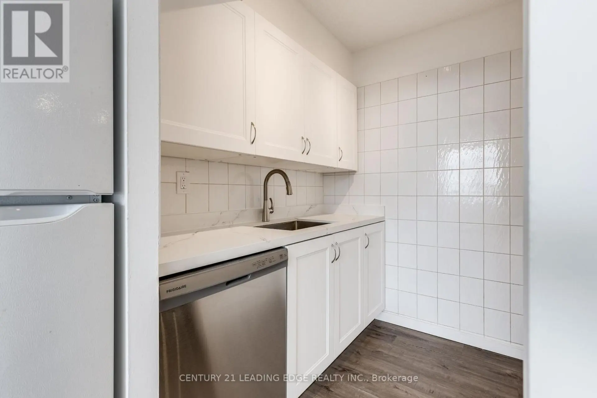 #1208 200 LOTHERTON PATHWAY - Image 2