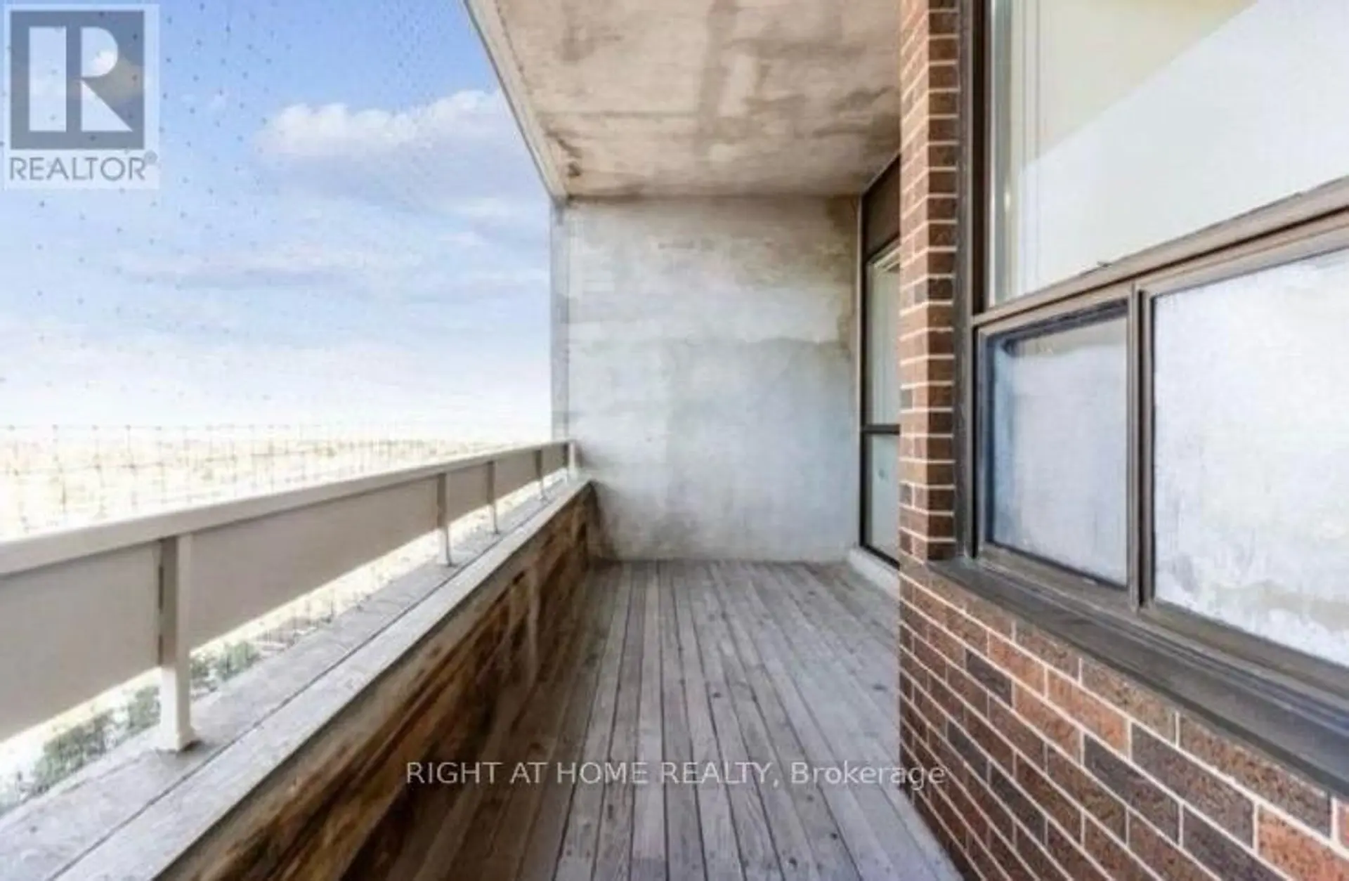 #1912 25 KENSINGTON ROAD - Image 12