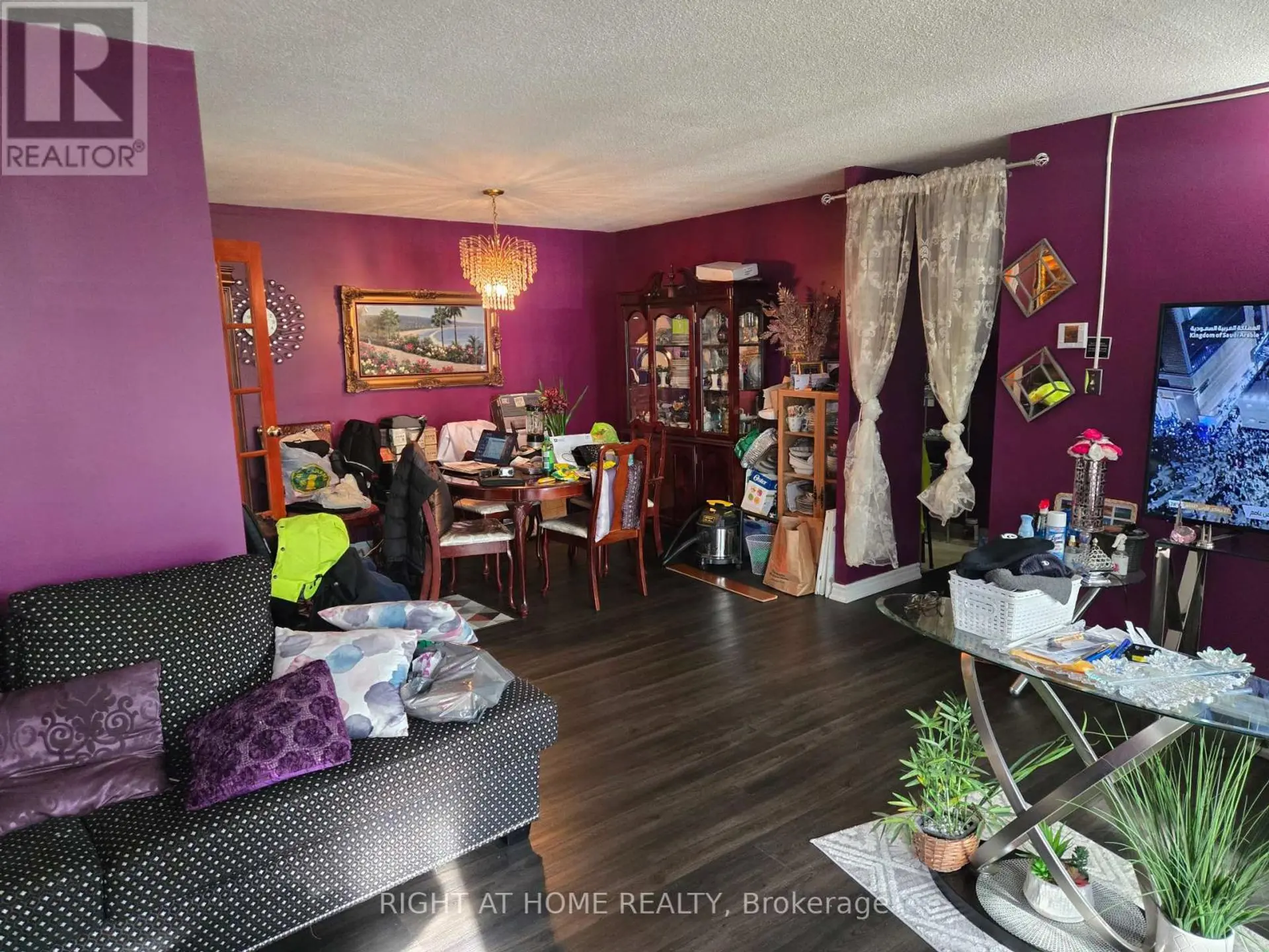 #114 50 MISSISSAUGA VALLEY BOULEVARD - Image 7