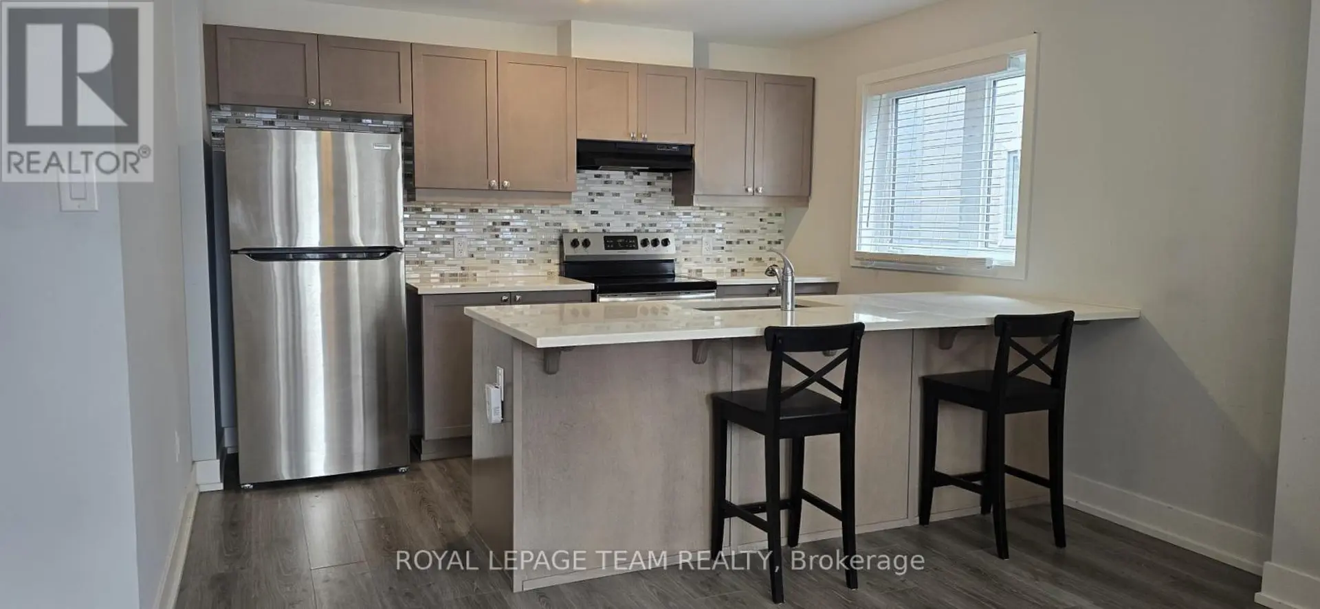 226 ANYOLITE PRIVATE - Image 2