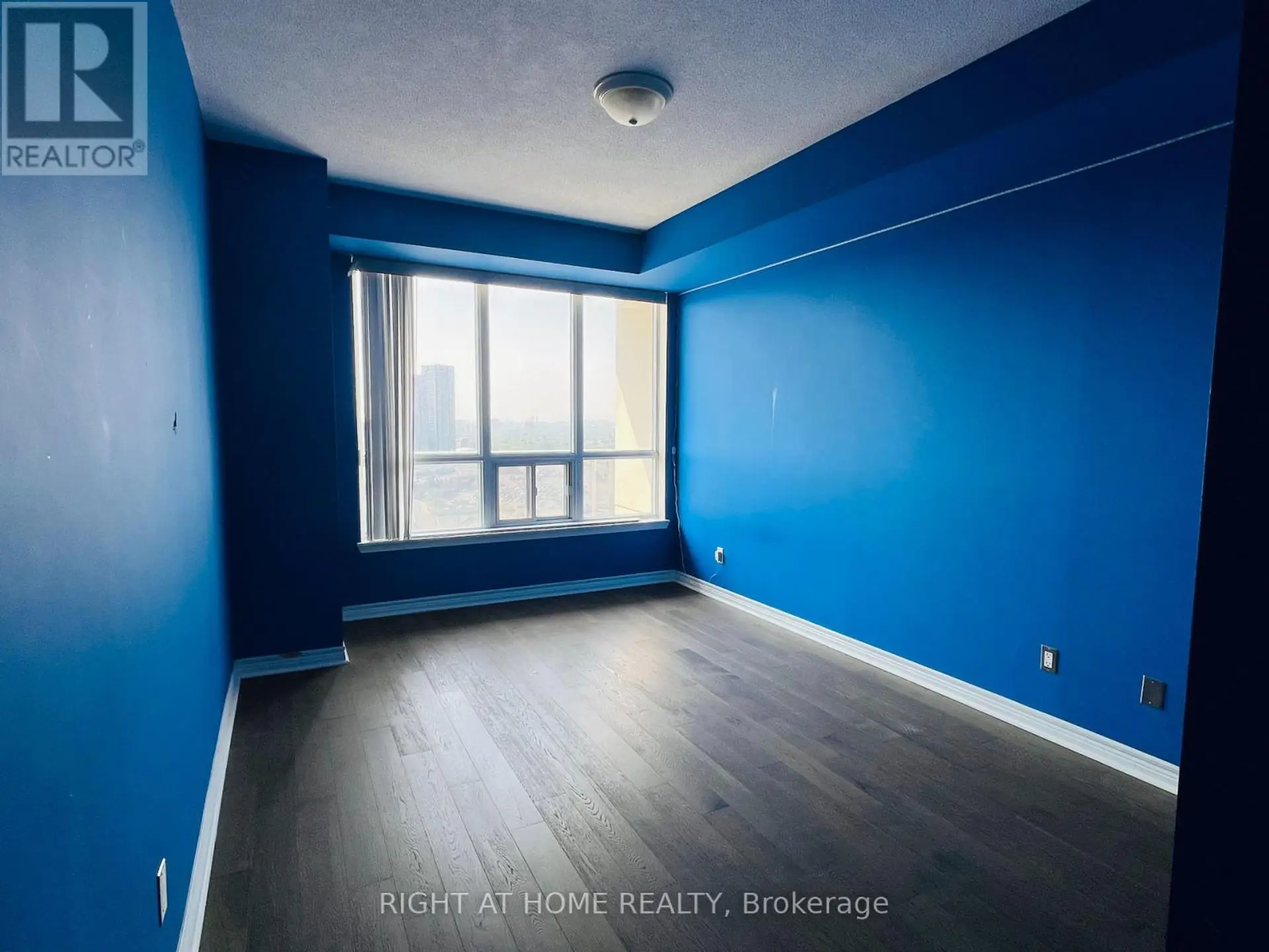 #LPH209 15 NORTH PARK ROAD - Image 13
