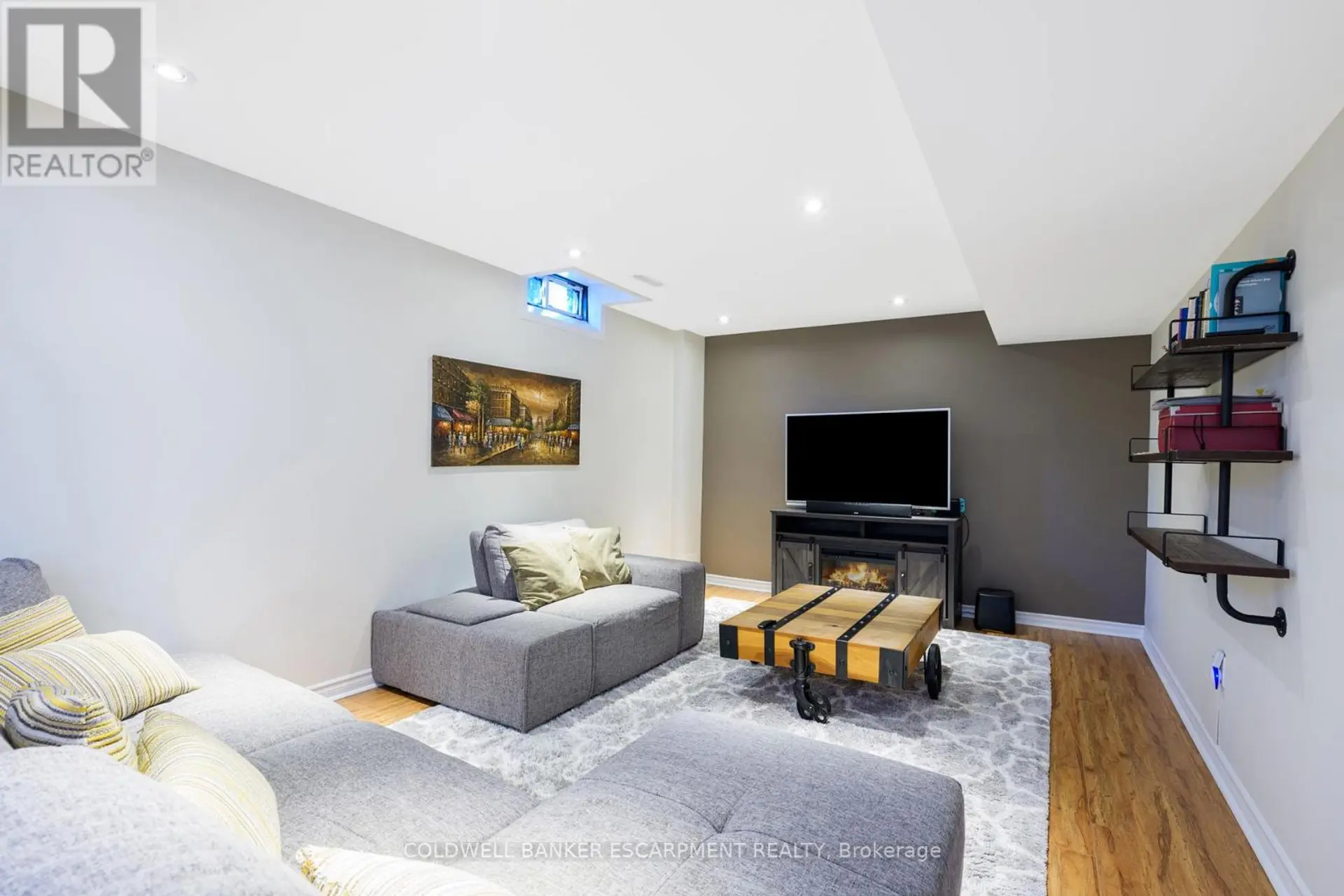 420 TRUDEAU DRIVE - Image 16