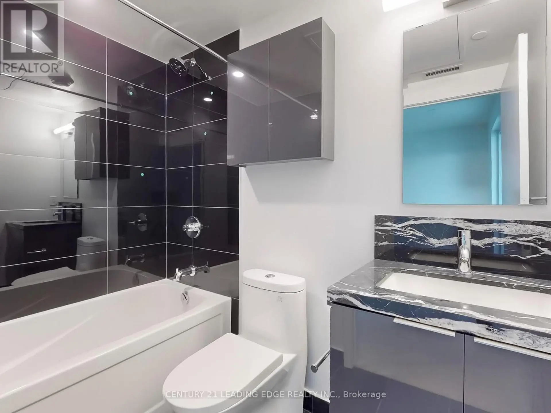 #2212 230 SIMCOE STREET - Image 13