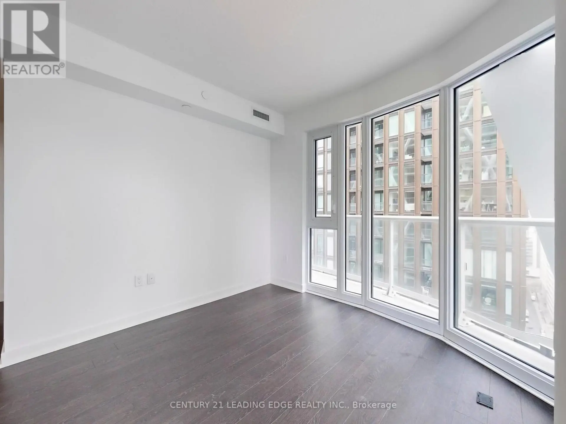#2212 230 SIMCOE STREET - Image 5